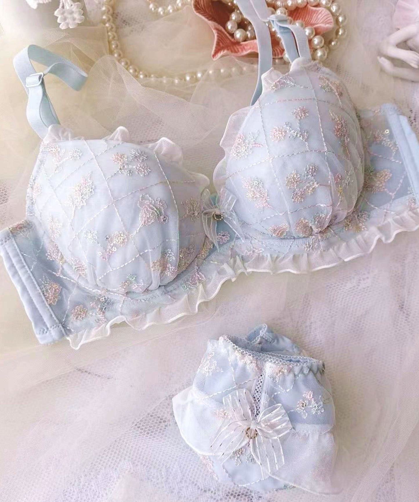 シフォンフリルブーケ刺繍ブラ&ショーツセット