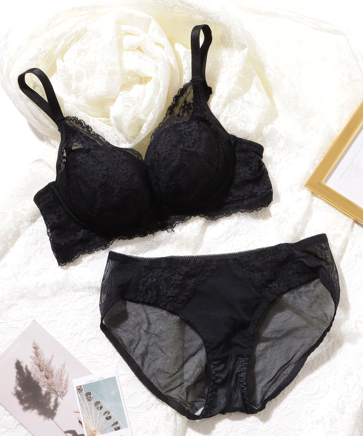 フラワー レース 脇高 3/4 カップ ブラジャー