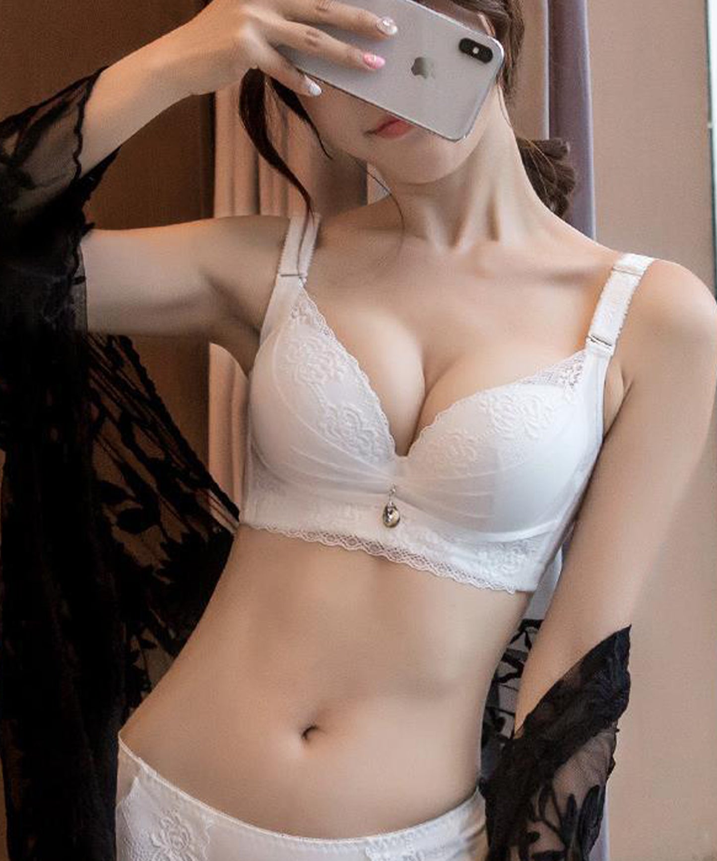 チャーム付き レーシィ 脇高 3/4カップ ブラ