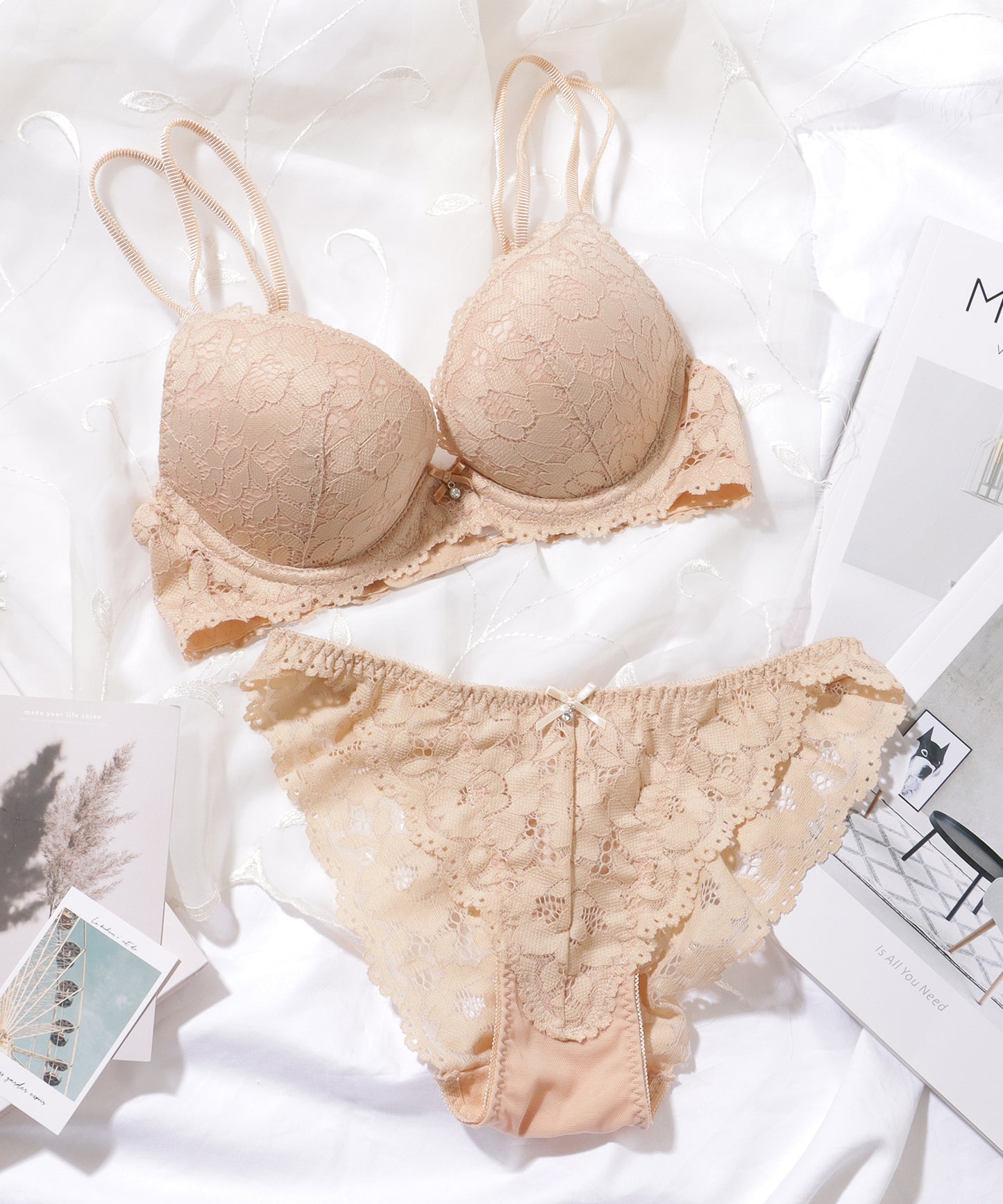 レーシィ スカラップ 3/4カップ ブラ&ショーツ