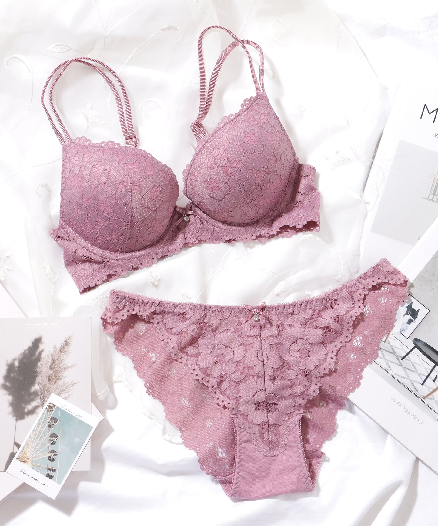 レーシィ スカラップ 3/4カップ ブラ&ショーツ