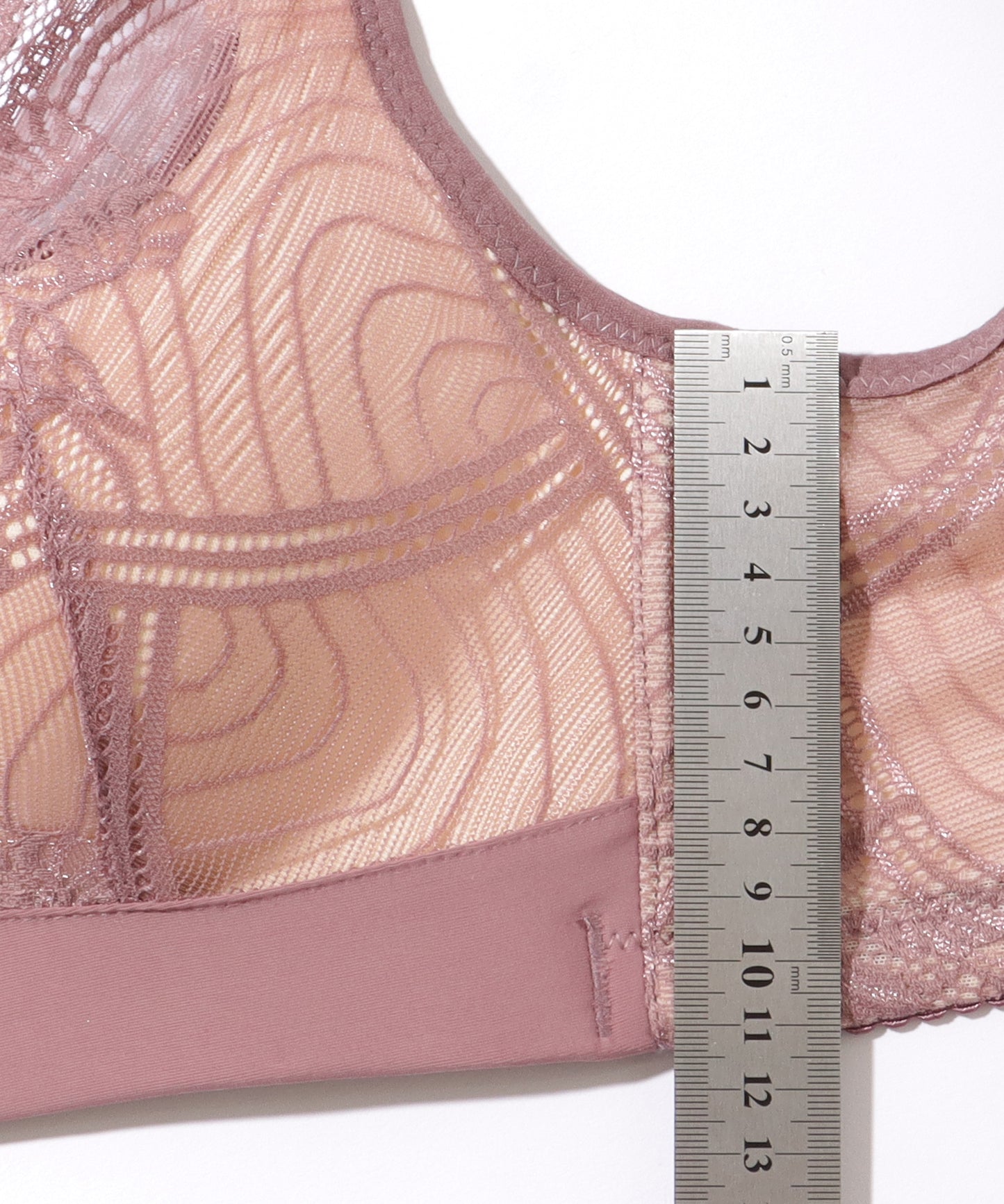 Vネック チャーム付き レーシィ ソフト ノンワイヤー ブラ&ショーツ