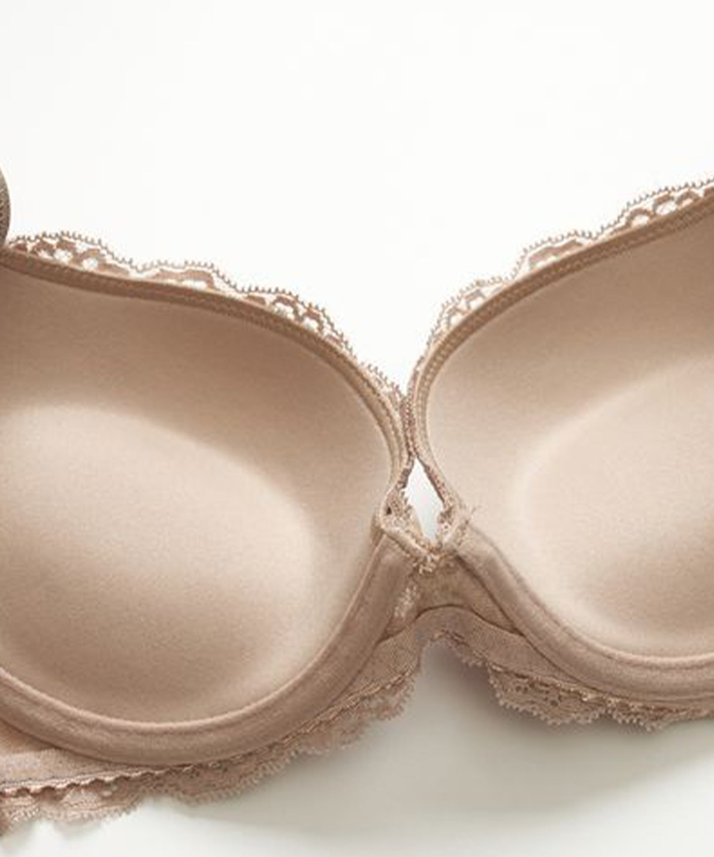 谷間メイク レースブラ・ショーツ2点セット