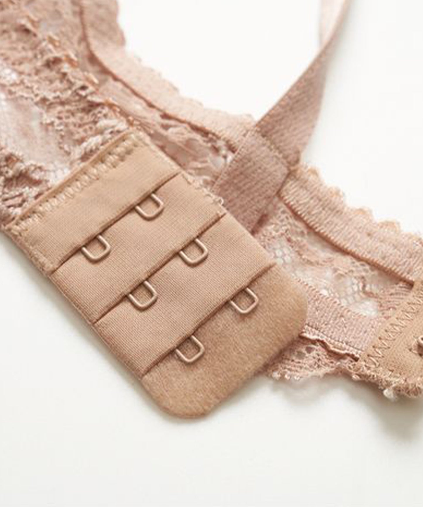 谷間メイク レースブラ・ショーツ2点セット