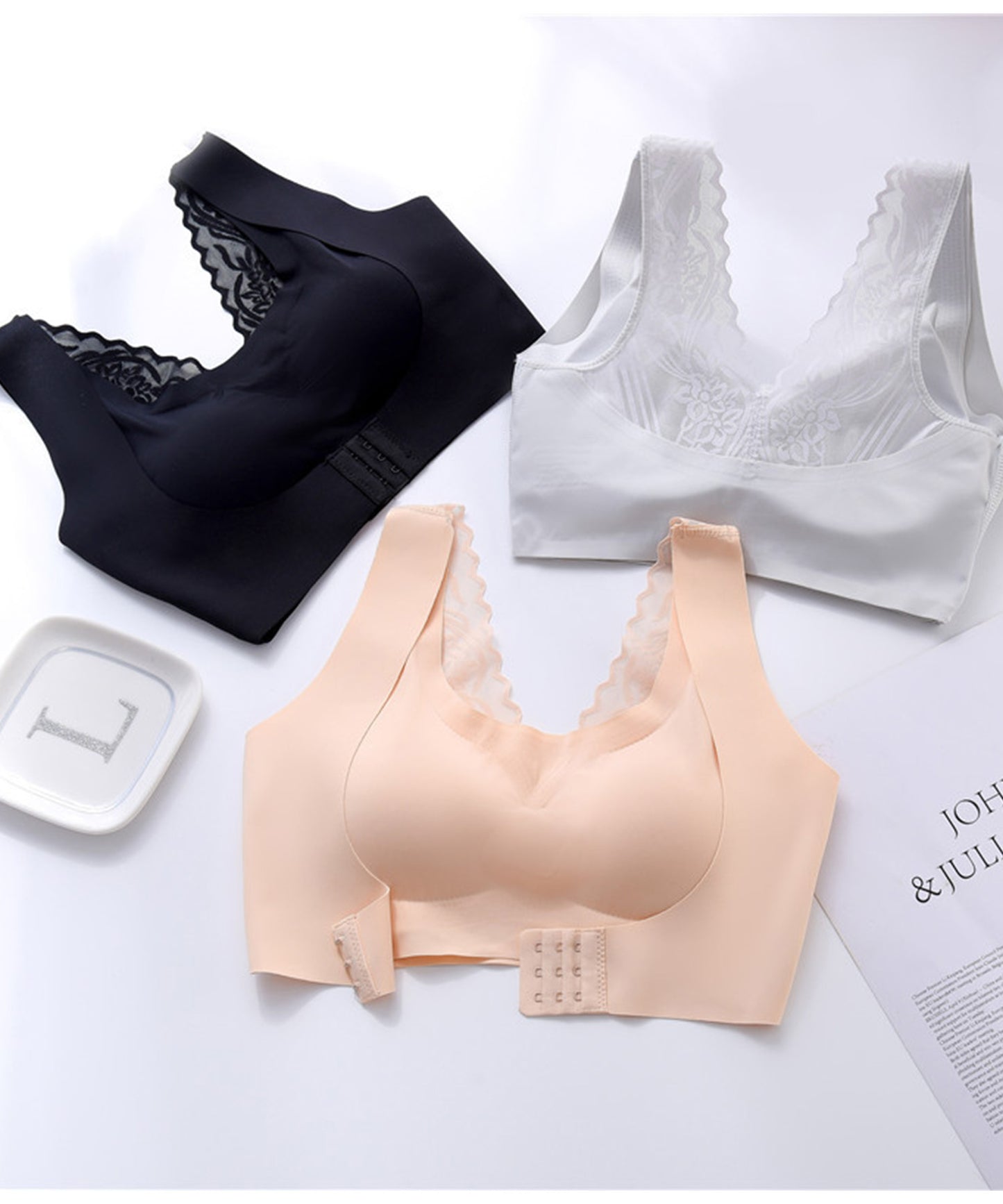 ノンワイヤー バックレースデザインブラ