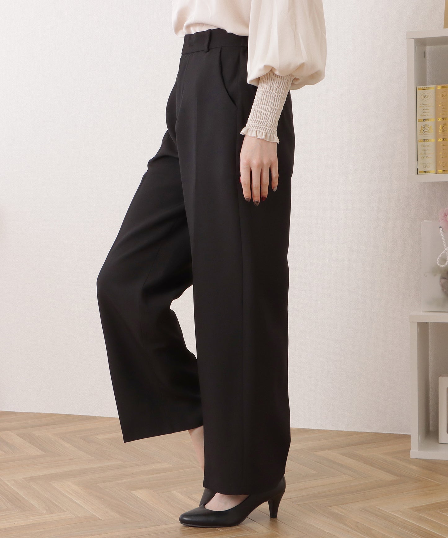 ツイルセンタープレスハイウエストストレートパンツ