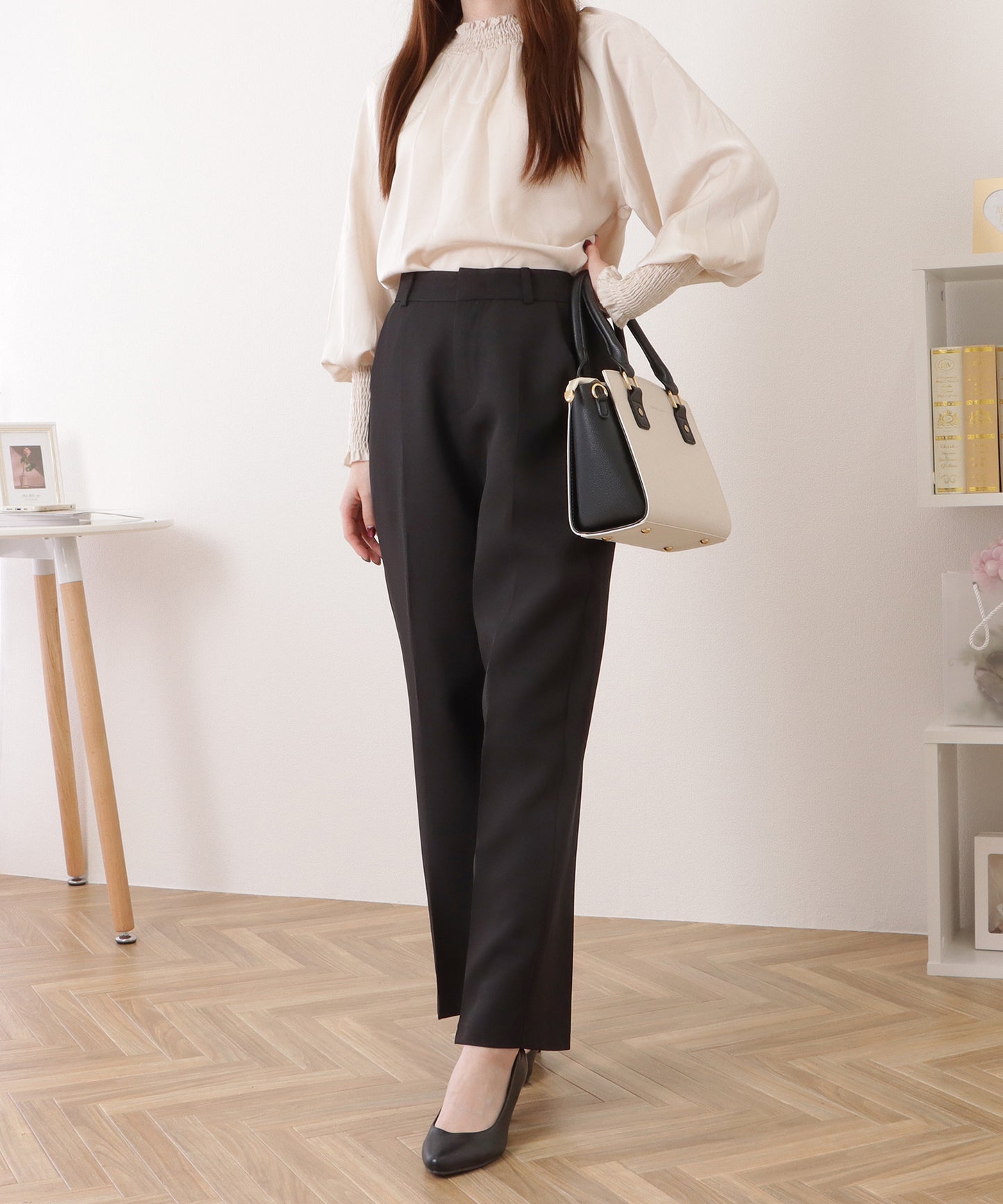 ツイルセンタープレスハイウエストストレートパンツ