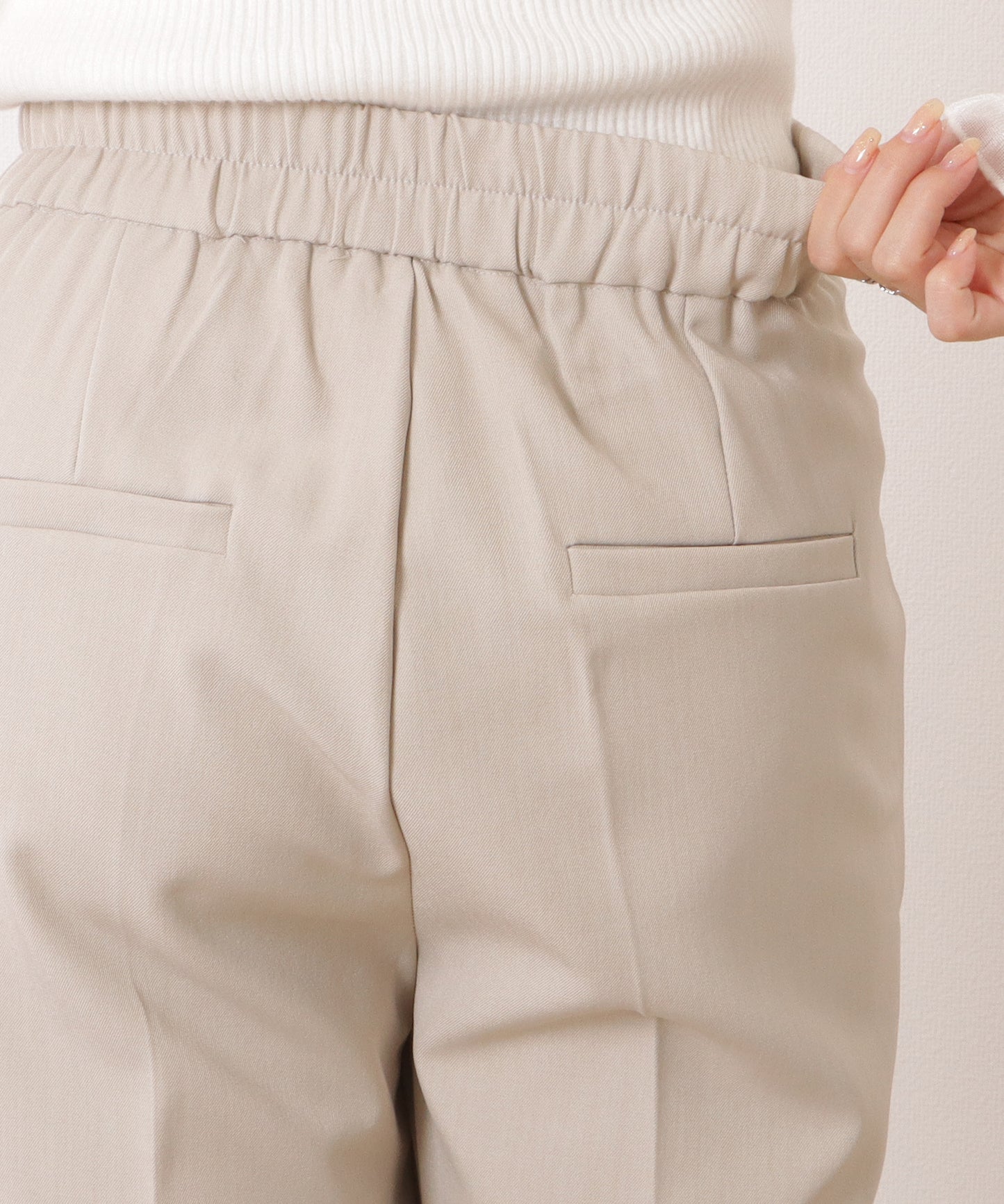 ビットベルト付きセンタープレスフレアパンツ
