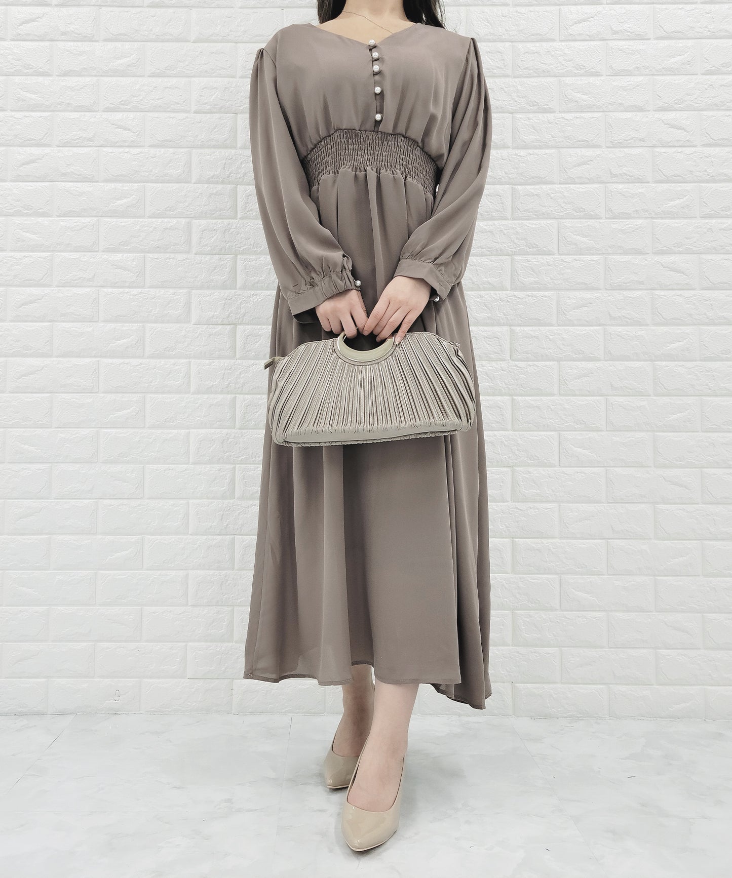 Vネック ウエストギャザーシフォンワンピース