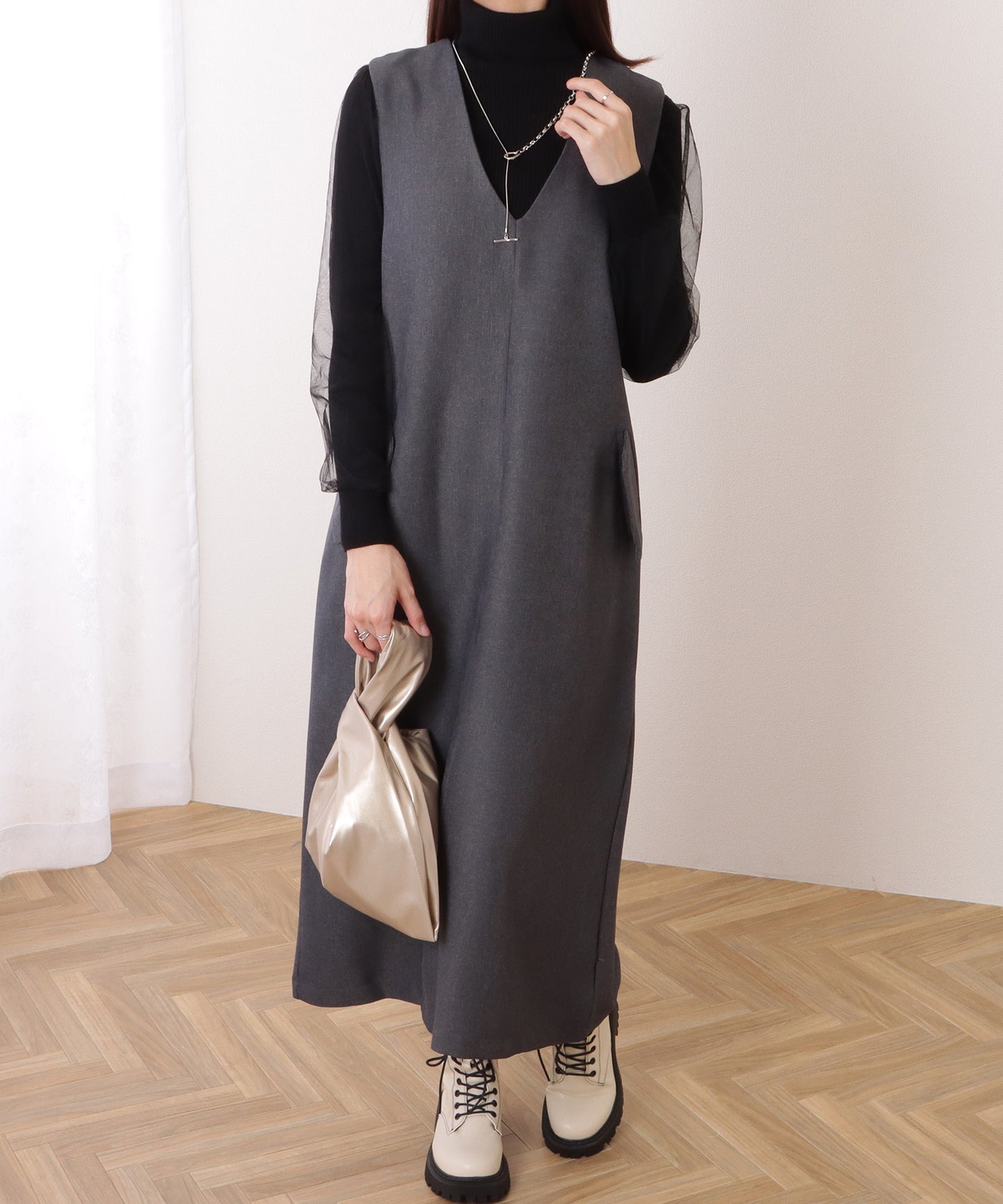 ポケット付き 深Vネック ノースリーブ ロング ワンピース