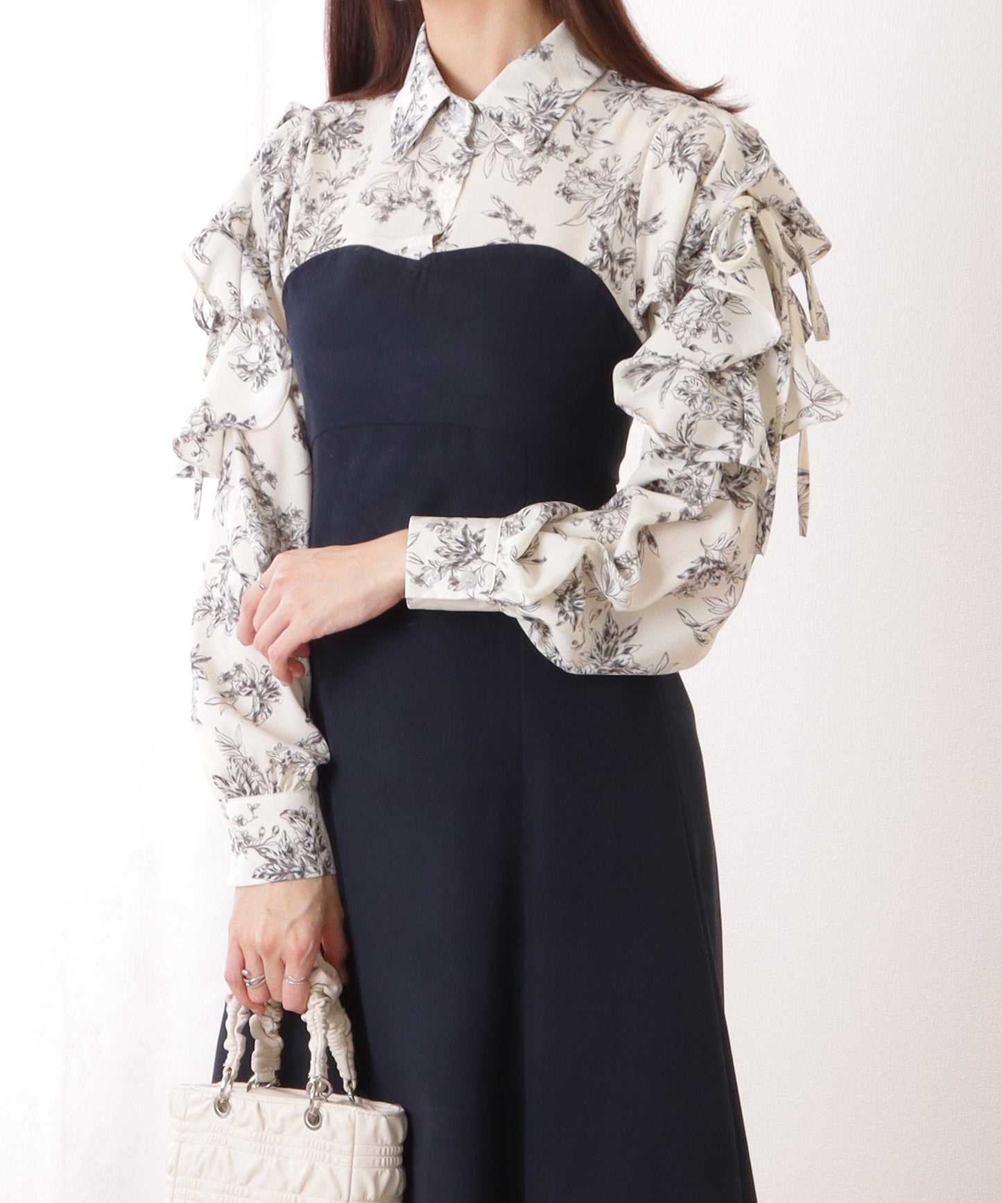 フリル付き カットアウト ドッキング シャツ ワンピース