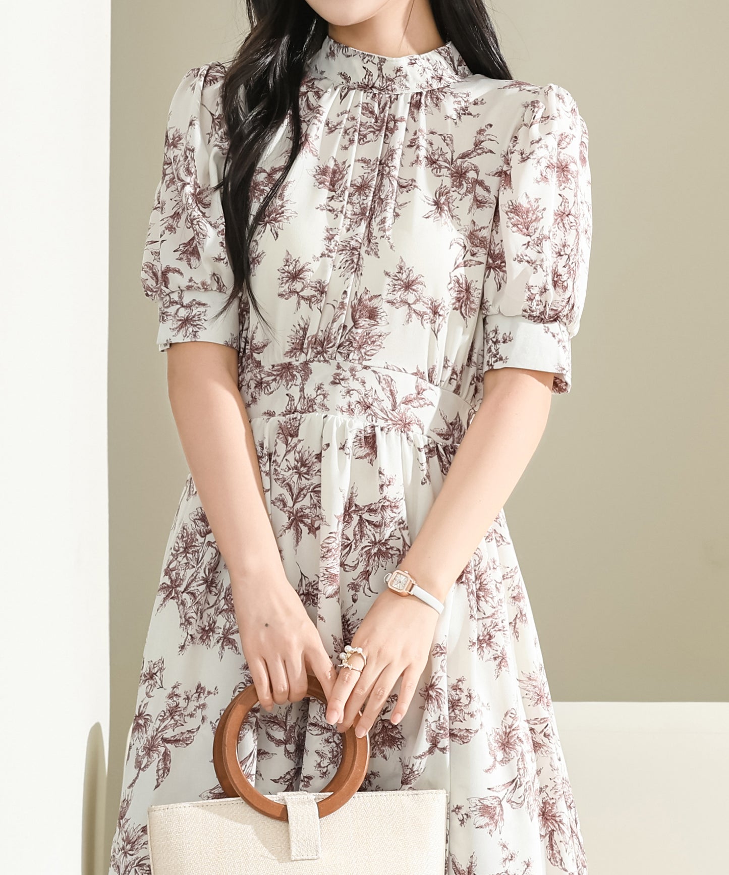 ボタニカル柄 ティアード フリル プチハイネック ロング ワンピース