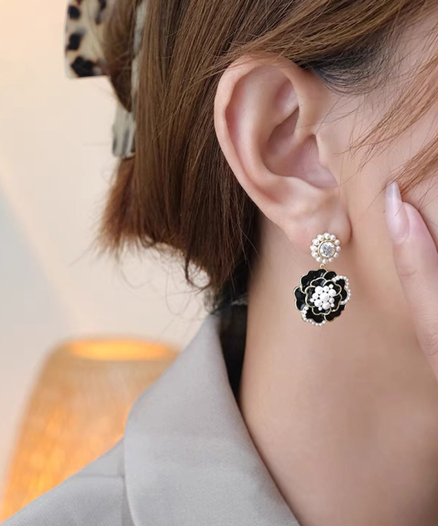 レイヤード フラワー パール × ビジュー ピアス