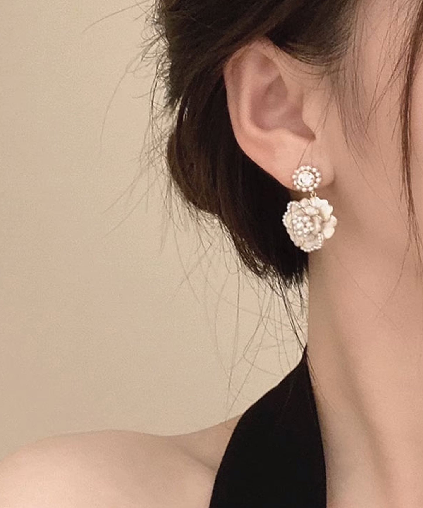 レイヤード フラワー パール × ビジュー ピアス