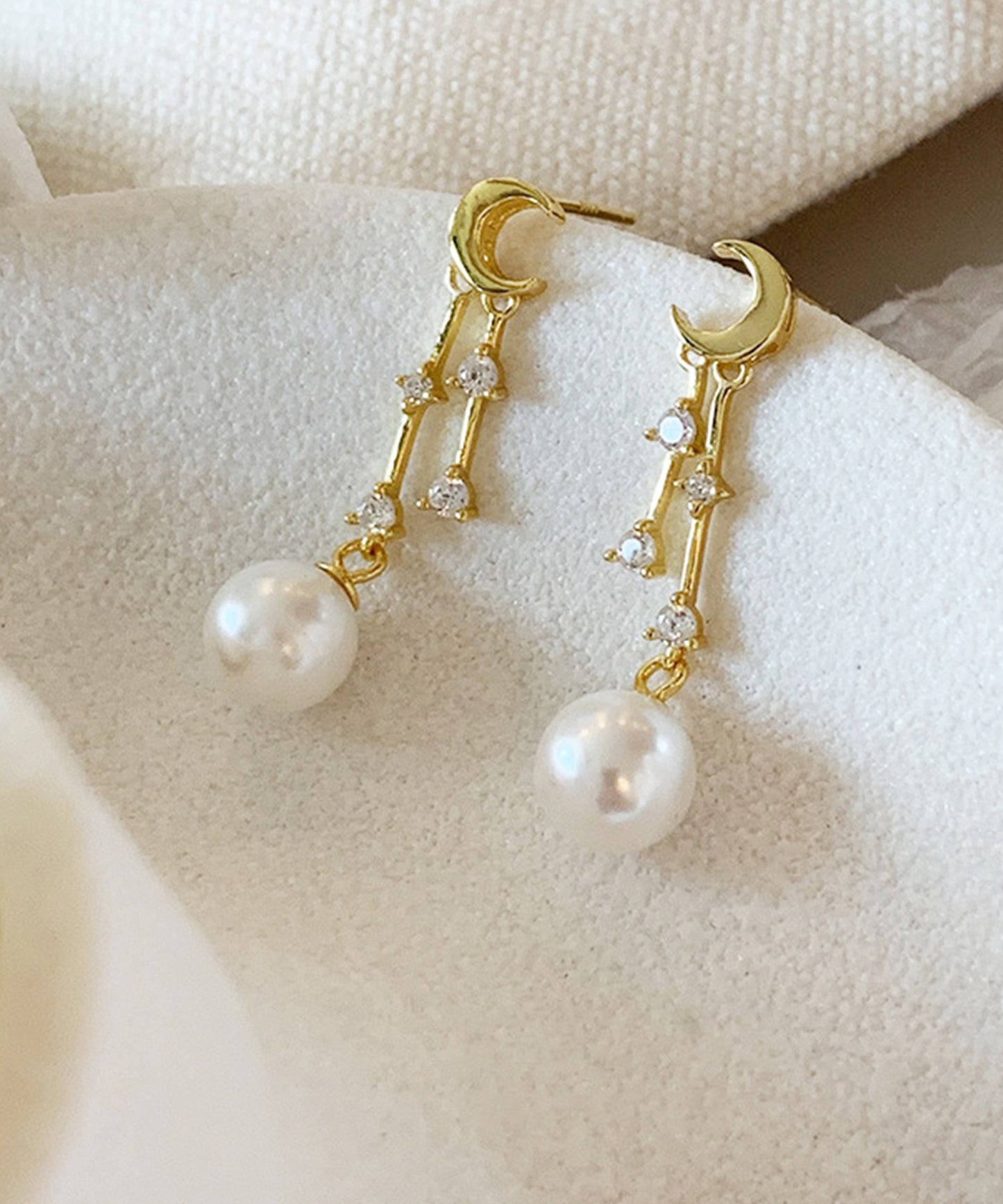 パール付き 星空 ビジュー スウィング ピアス