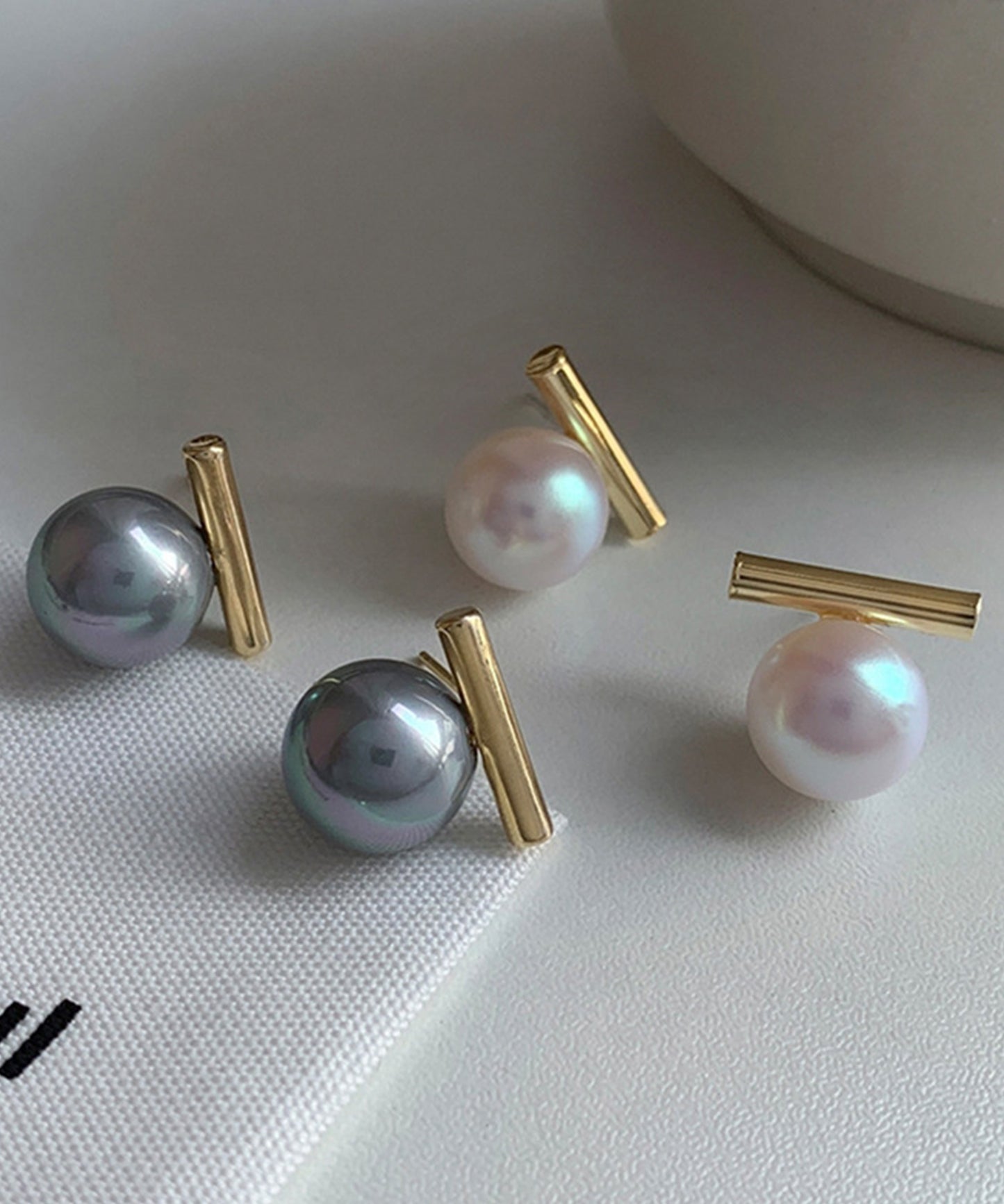 ソリッド パール メタリック バー ピアス