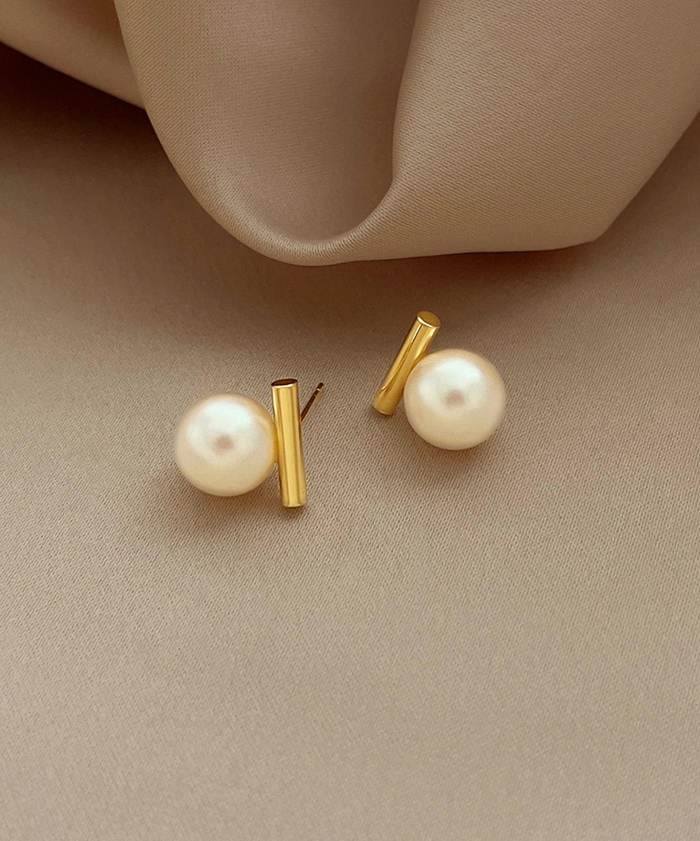ソリッド パール メタリック バー ピアス