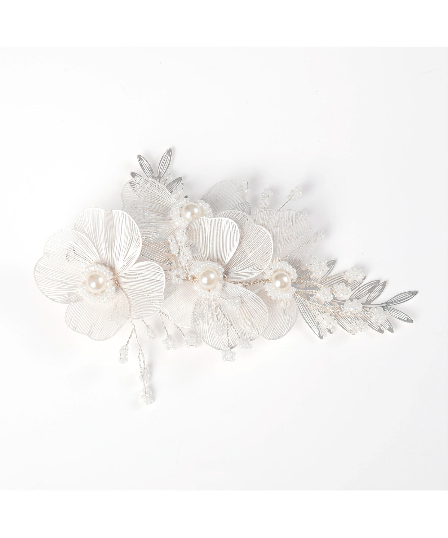 パール × フラワー モチーフ ヘア クリップ
