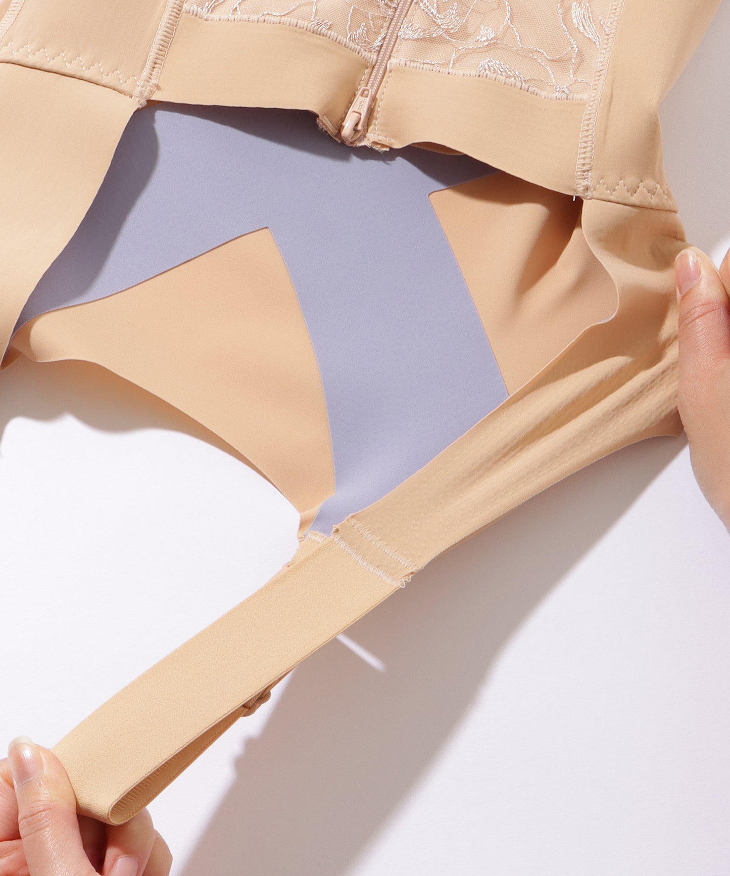 フロント レース 3D シェイプアップ スーツ