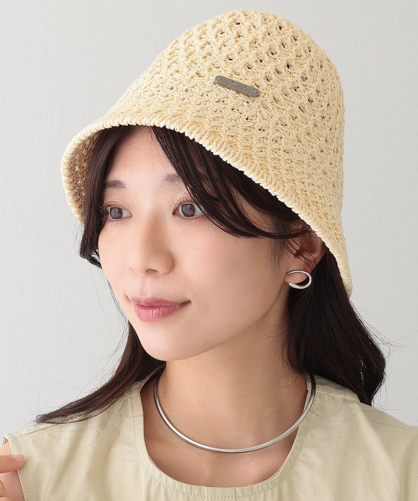 プレート付き ソリッドカラー ニット メッシュ バケットハット