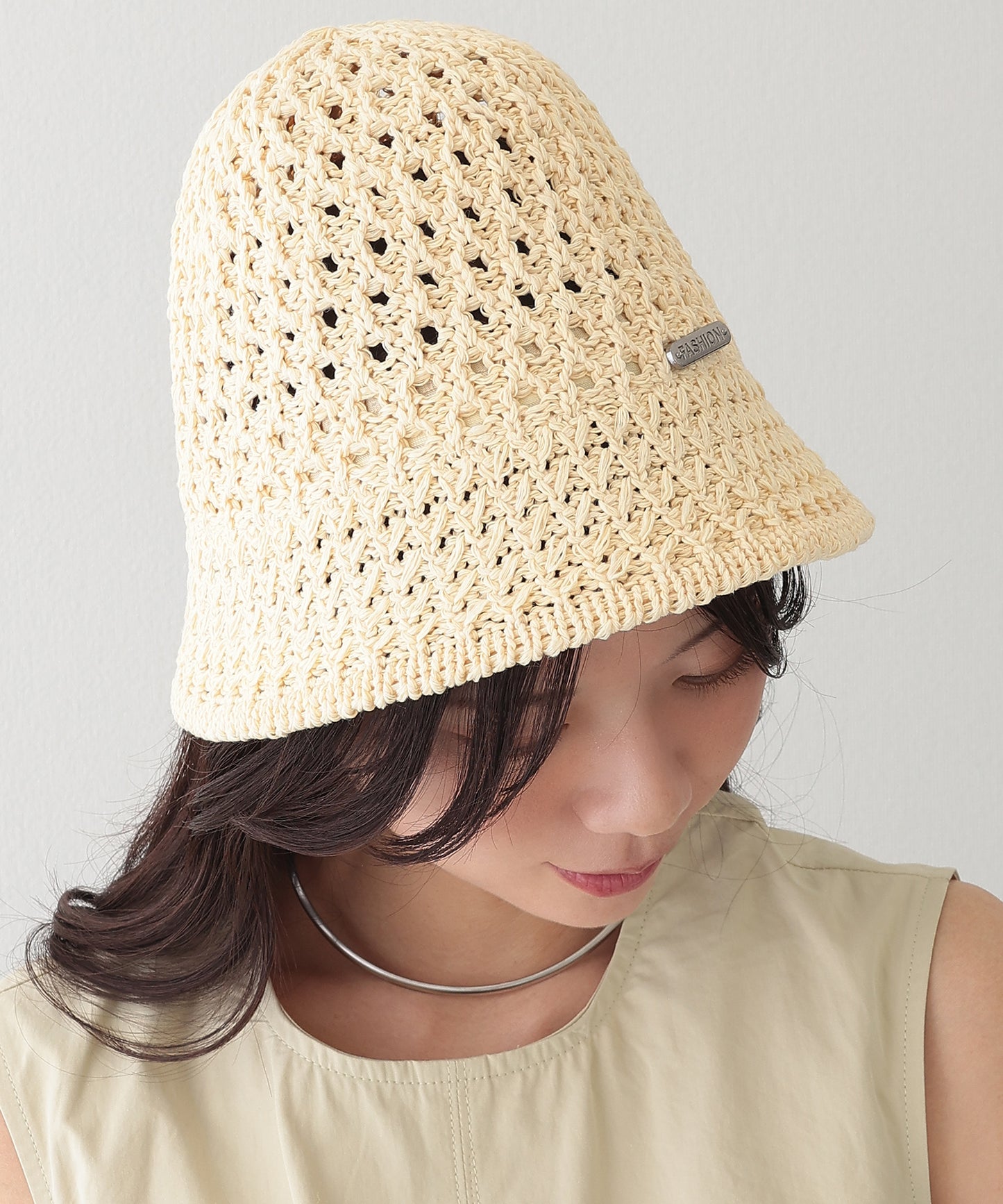 プレート付き ソリッドカラー ニット メッシュ バケットハット