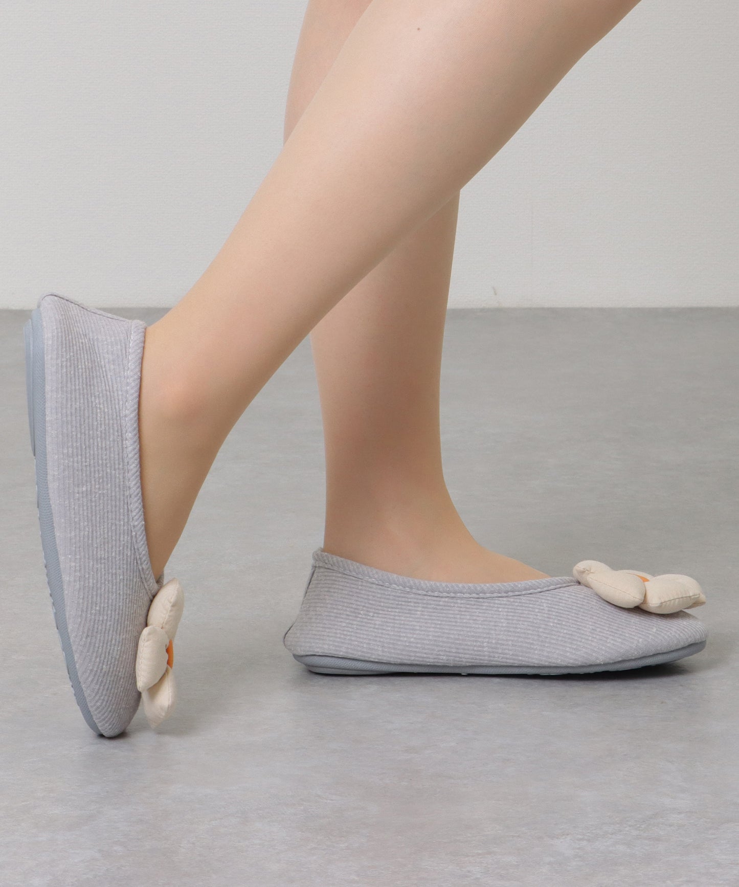 3D フラワー付き バレエ ルーム シューズ