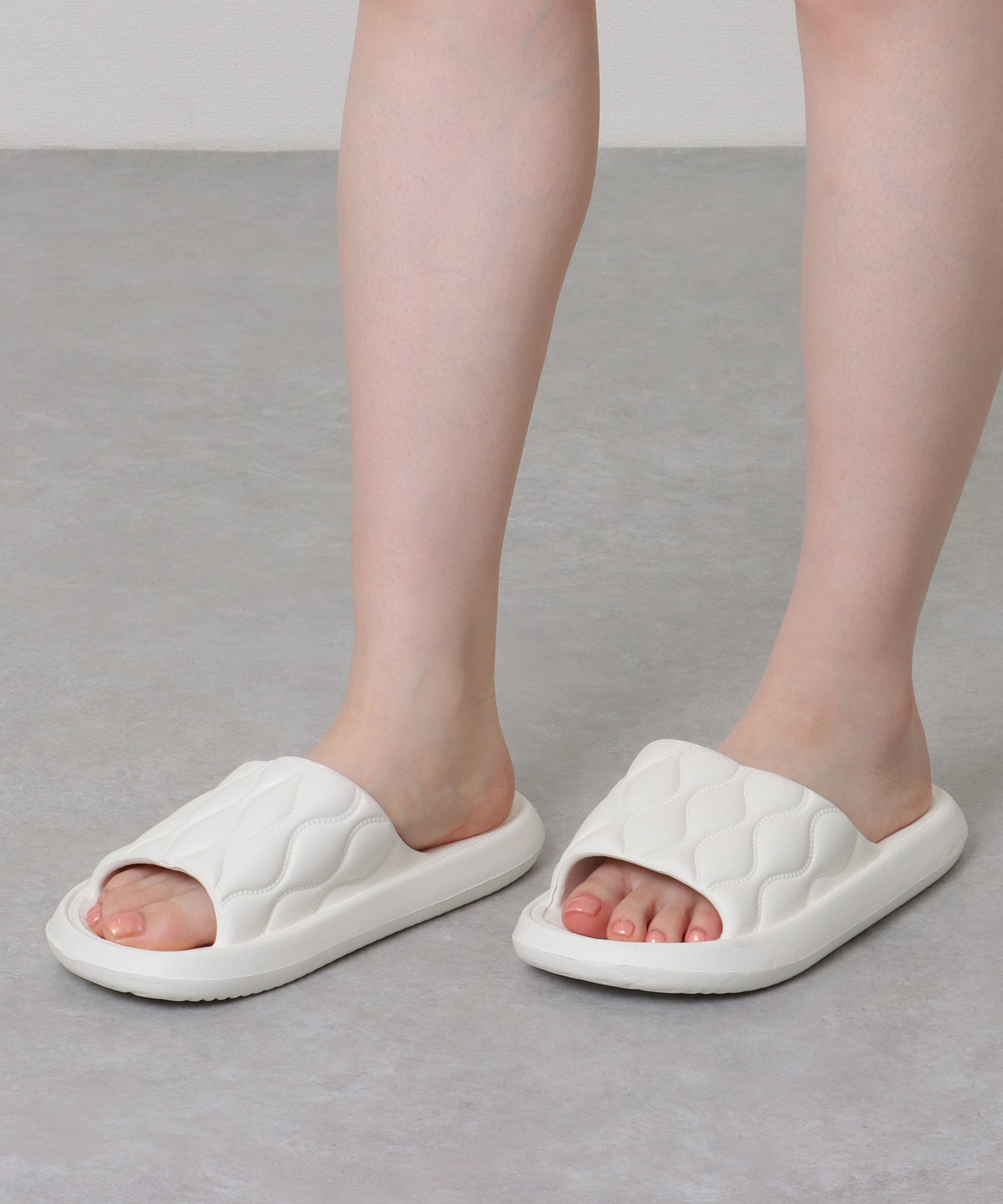 ウエーブ ライン ソフト オープン サンダル