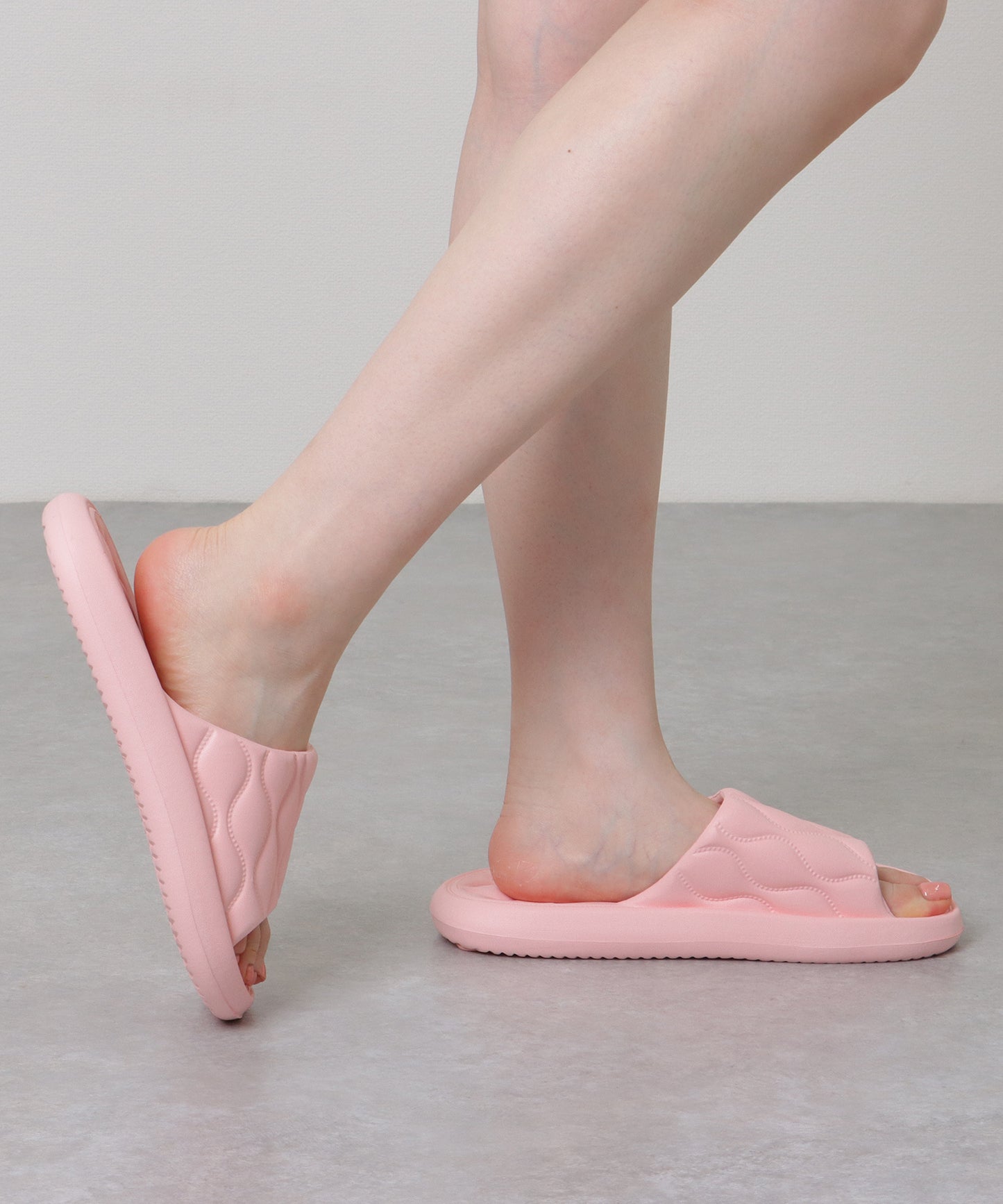 ウエーブ ライン ソフト オープン サンダル