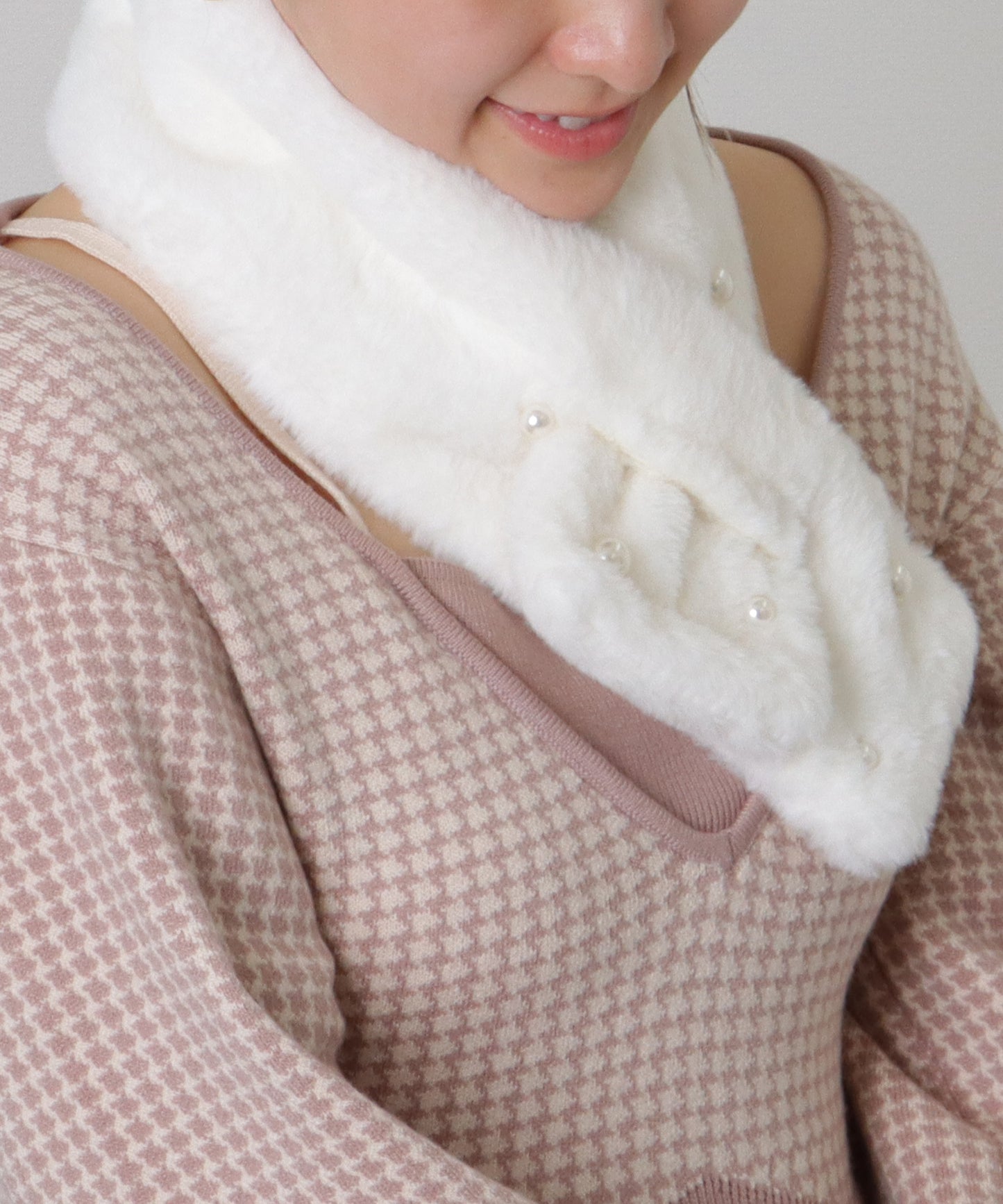 ソリッドカラー メニー パール ファー ティペット