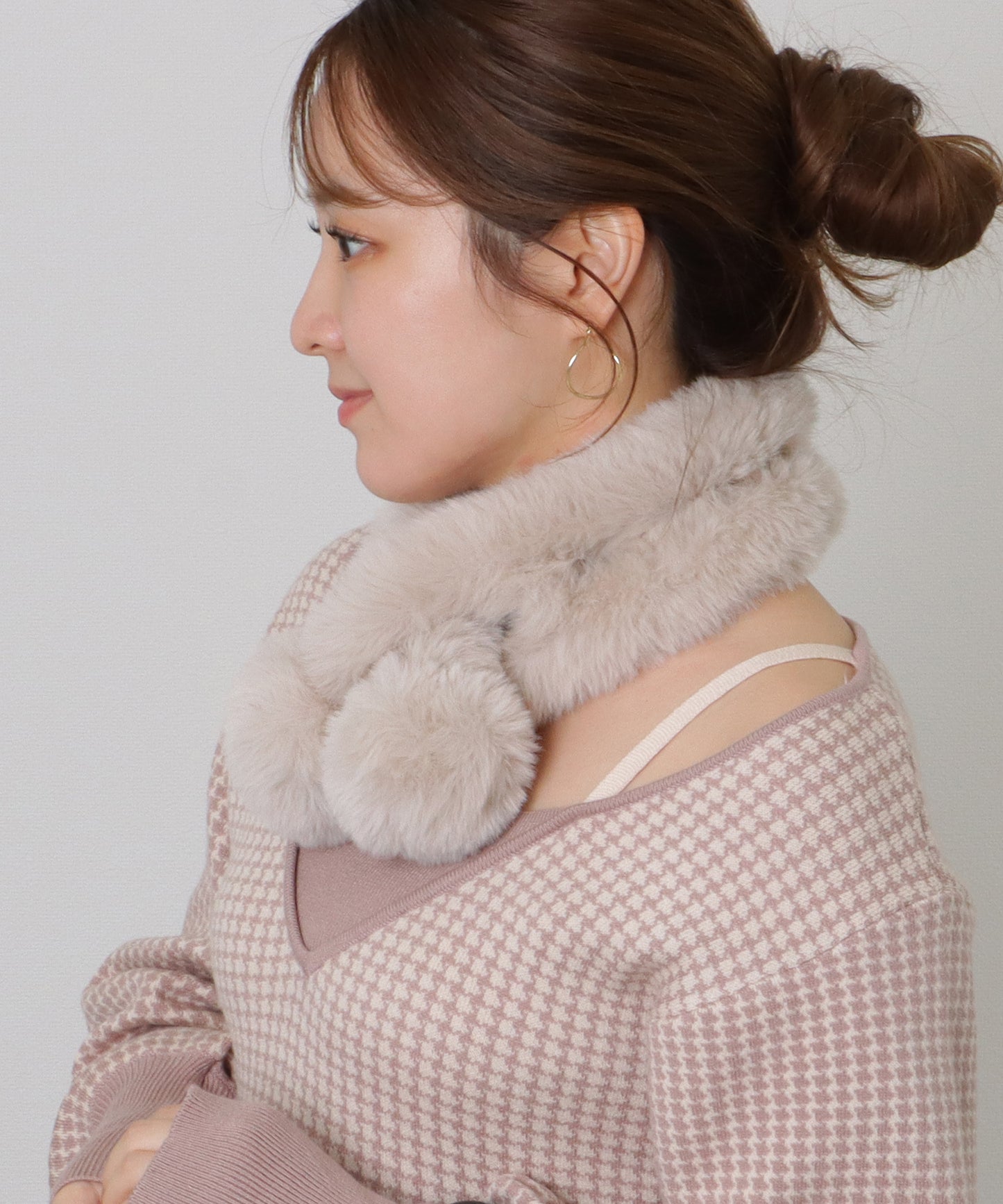 ポンポン付き ラビット風 シンプル ファー ティペット