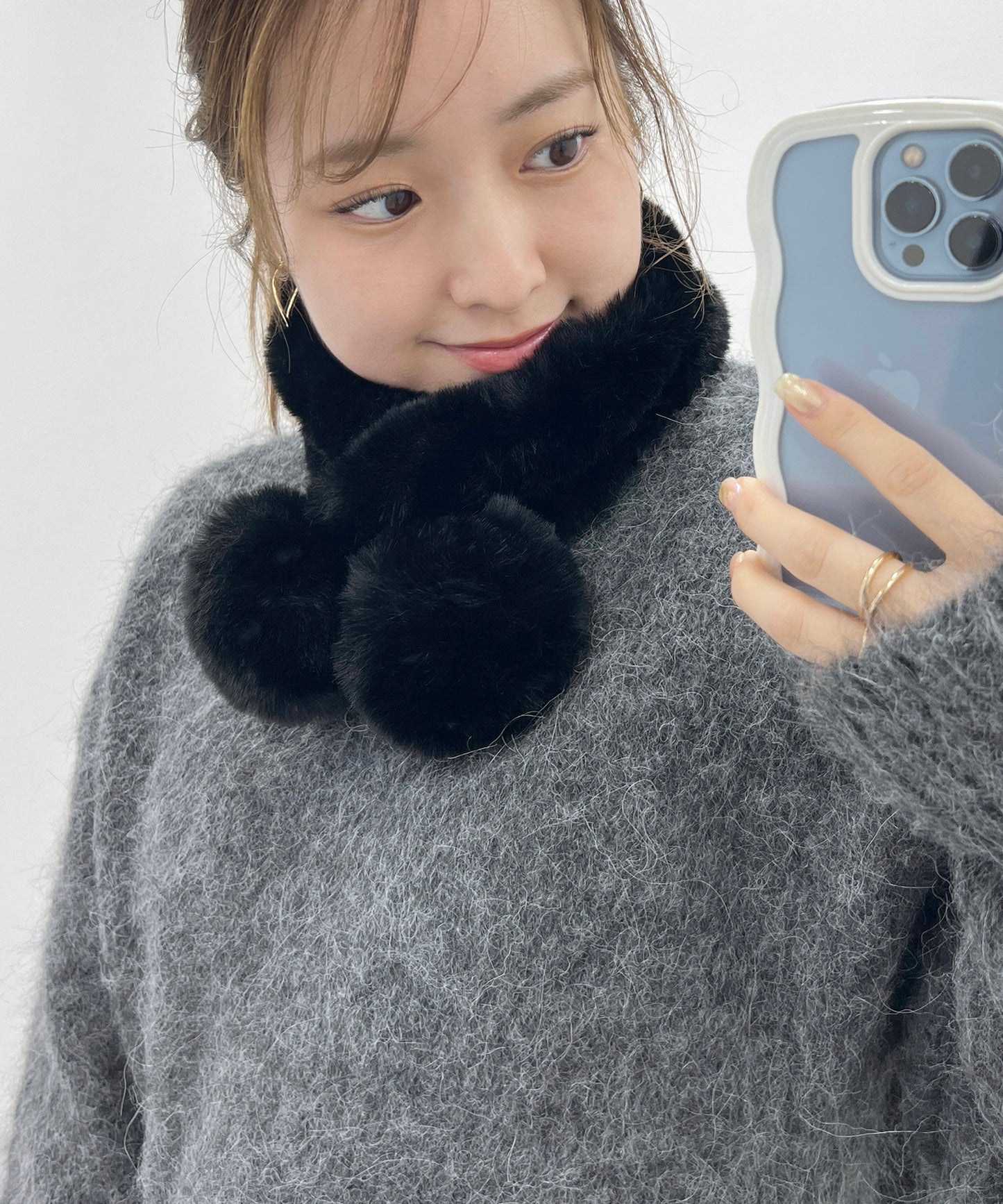 ポンポン付き ラビット風 シンプル ファー ティペット