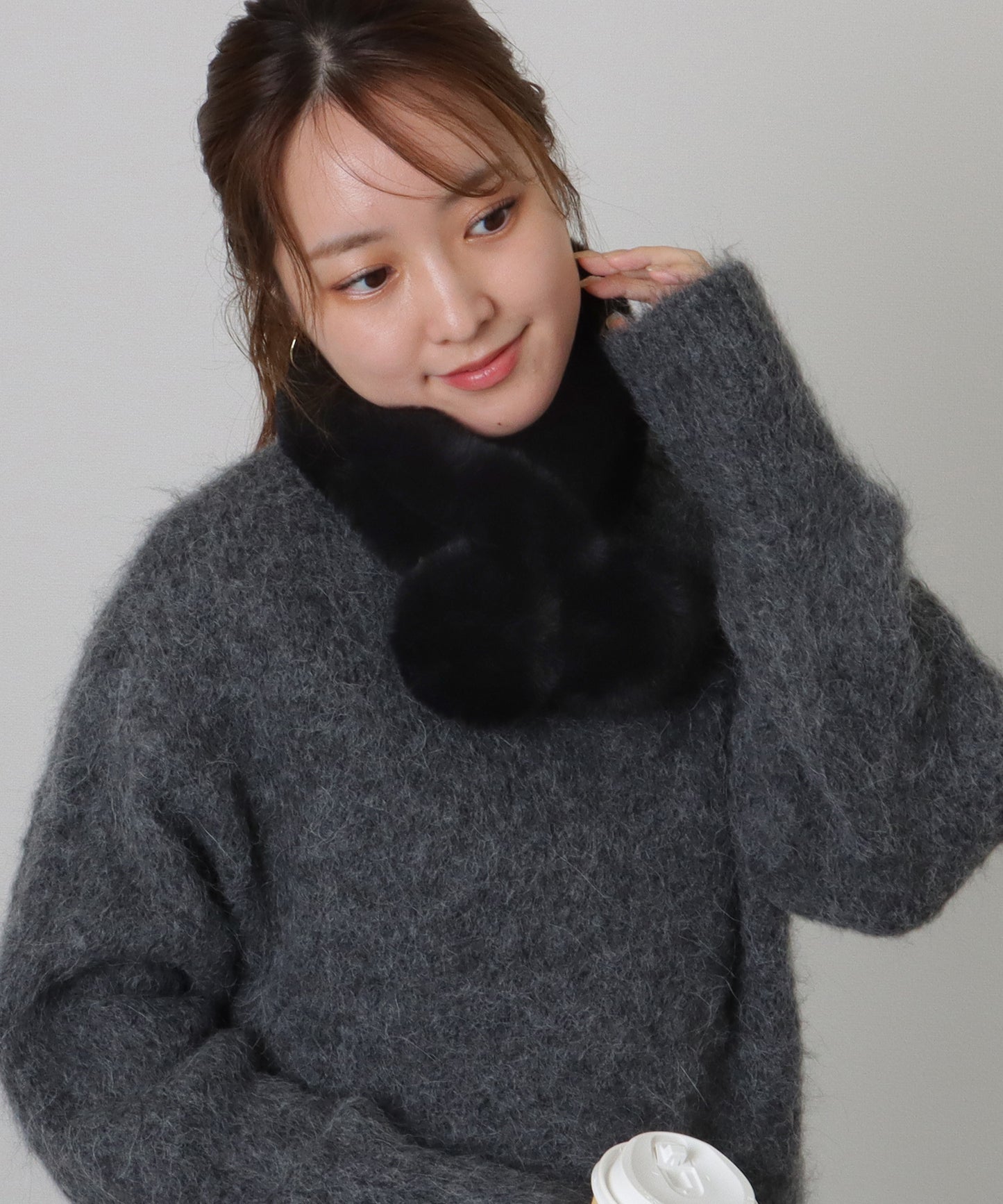 ポンポン付き ラビット風 シンプル ファー ティペット