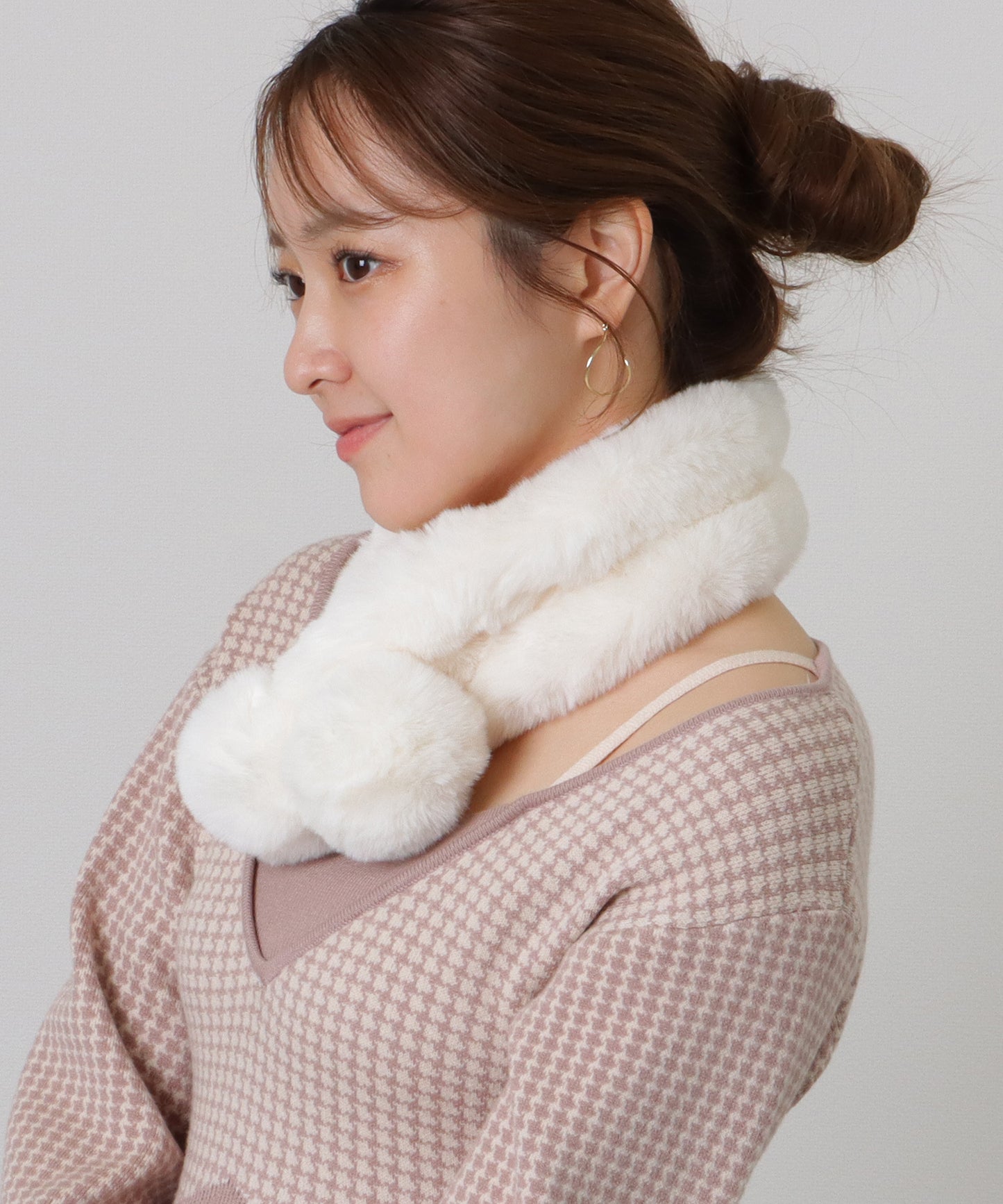 ポンポン付き ラビット風 シンプル ファー ティペット