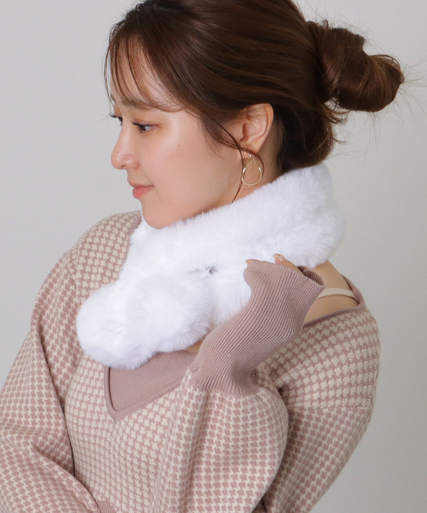 ポンポン付き ラビット風 シンプル ファー ティペット