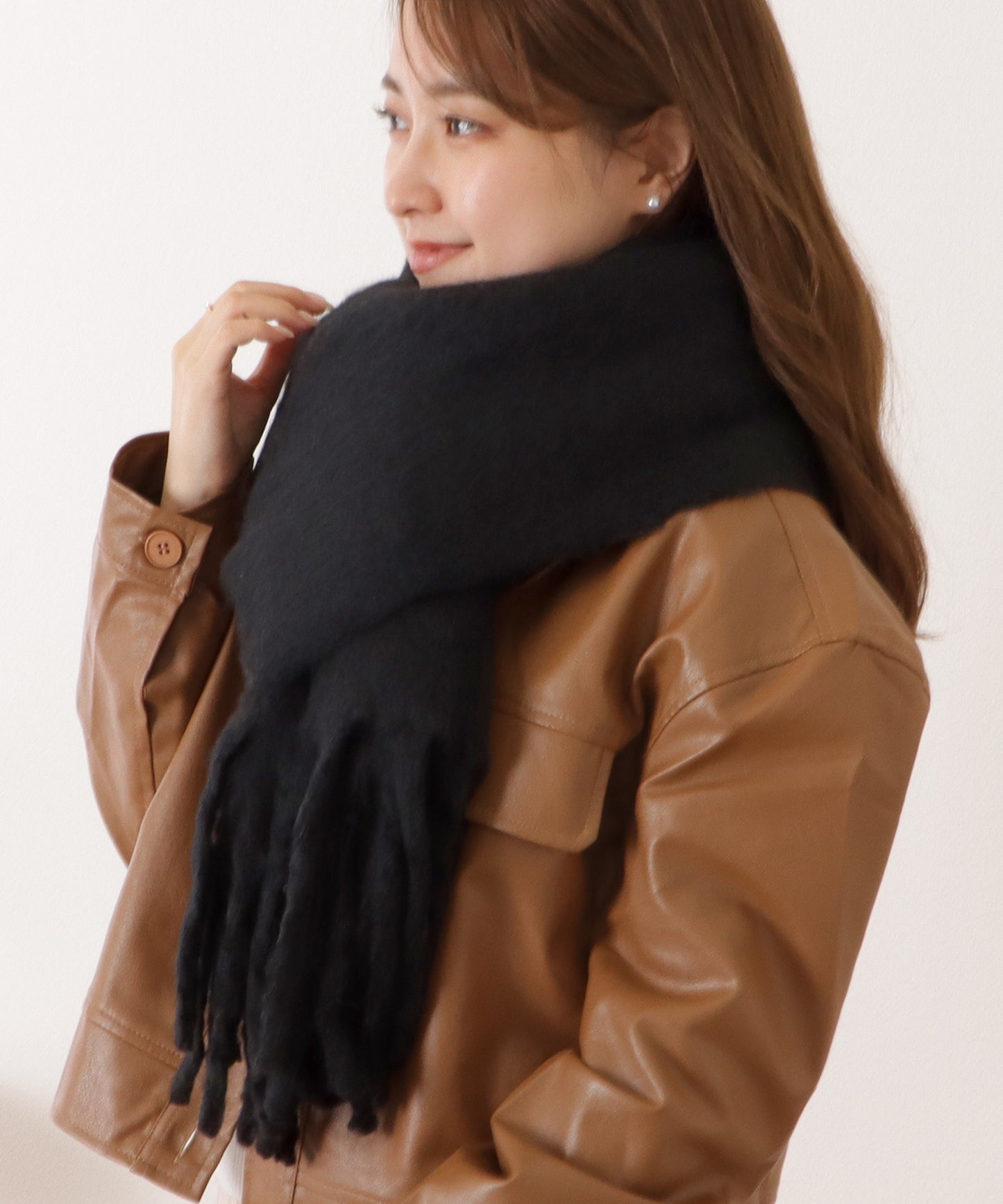 ボリュームフリンジシンプル大判マフラー