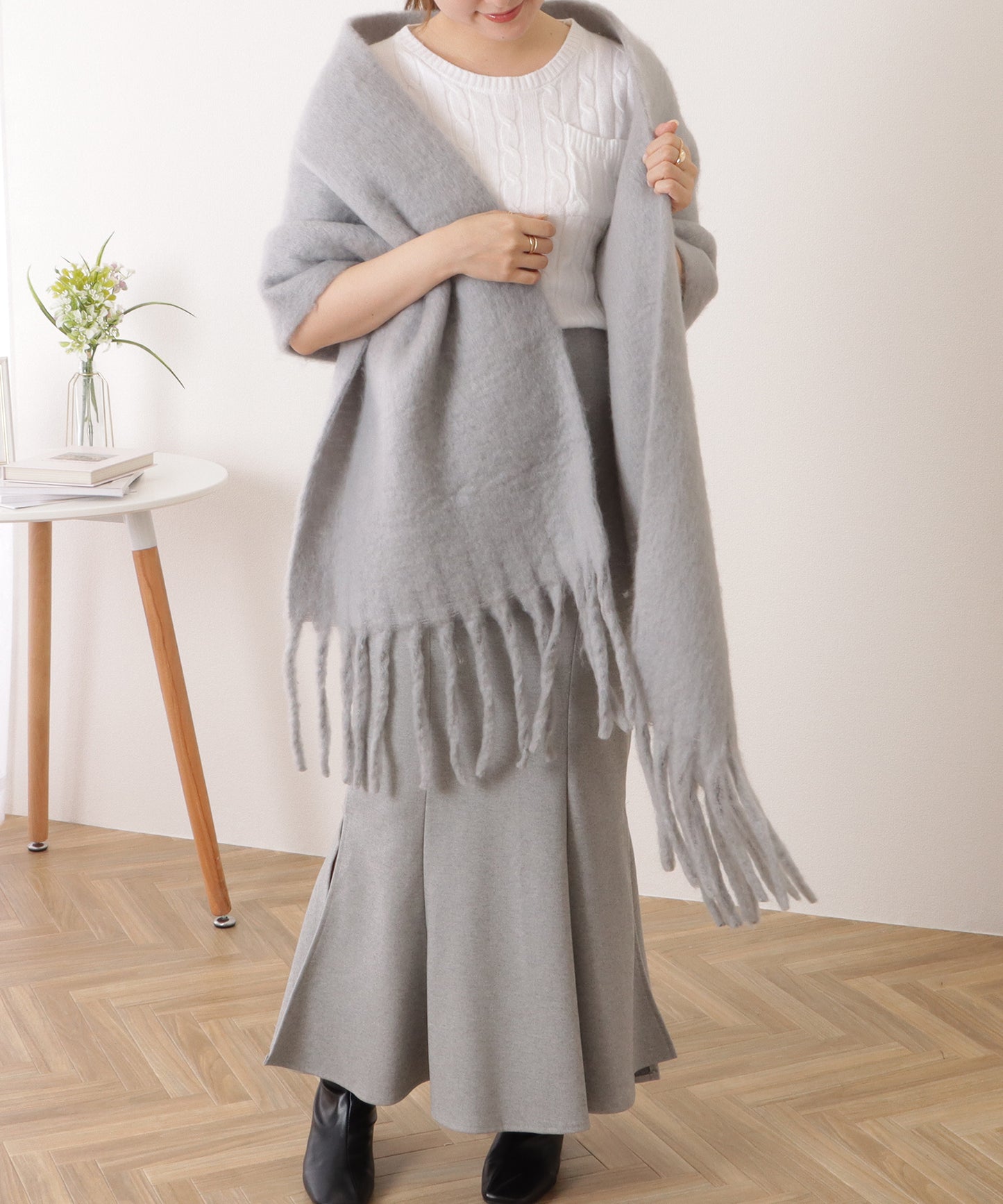 ボリュームフリンジシンプル大判マフラー