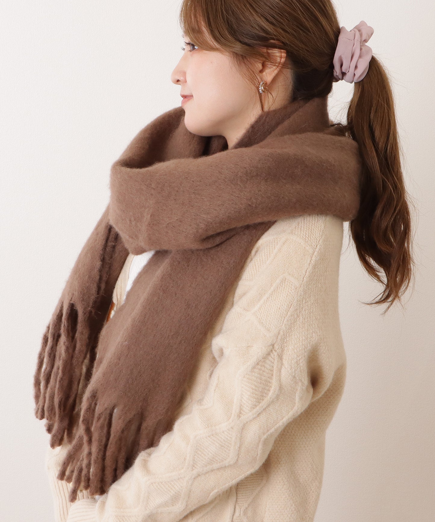 ボリュームフリンジシンプル大判マフラー