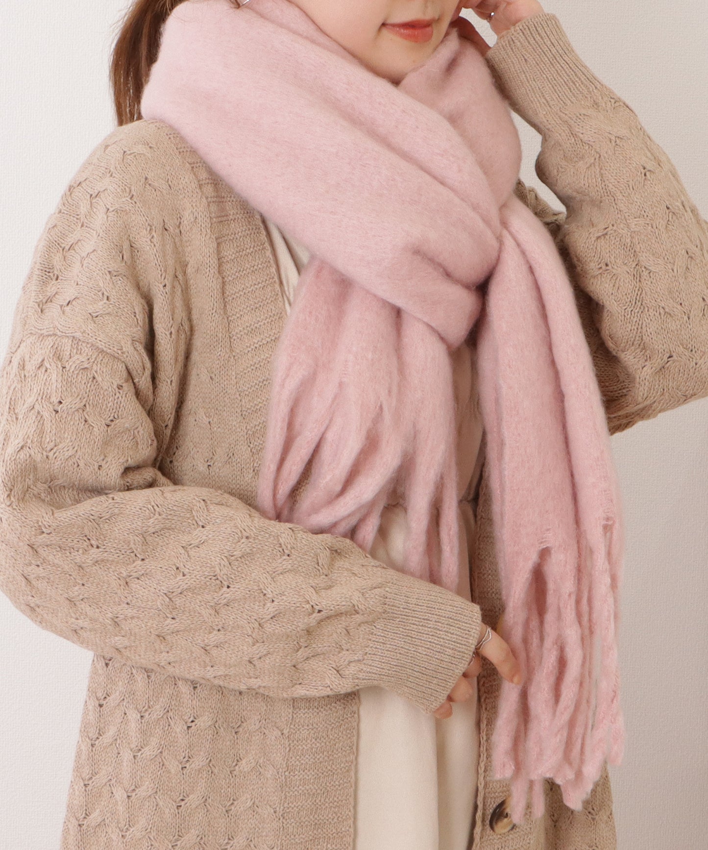 ボリュームフリンジシンプル大判マフラー