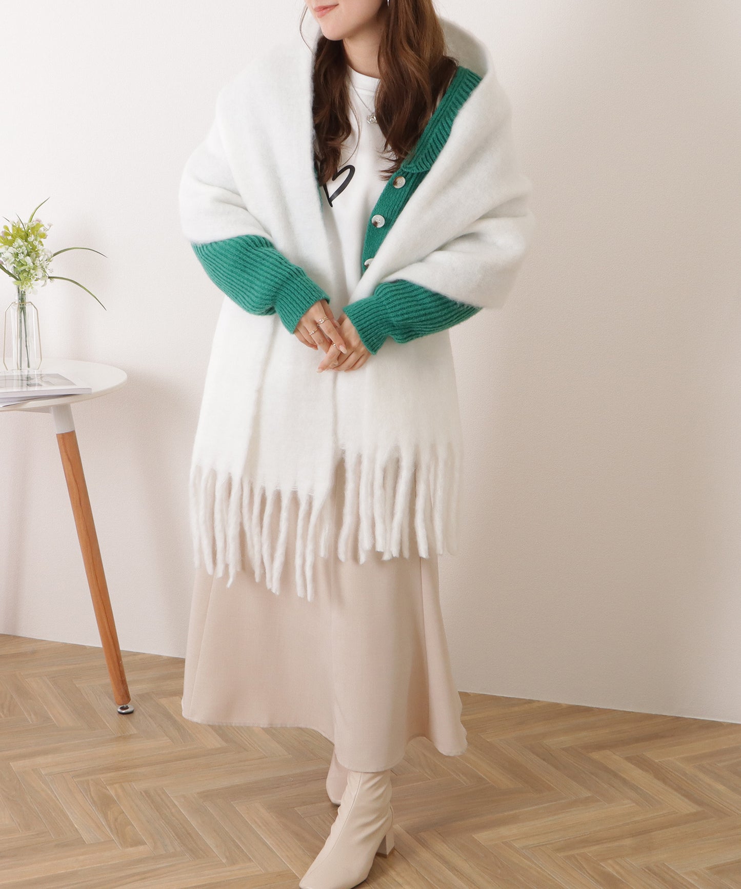 ボリュームフリンジシンプル大判マフラー