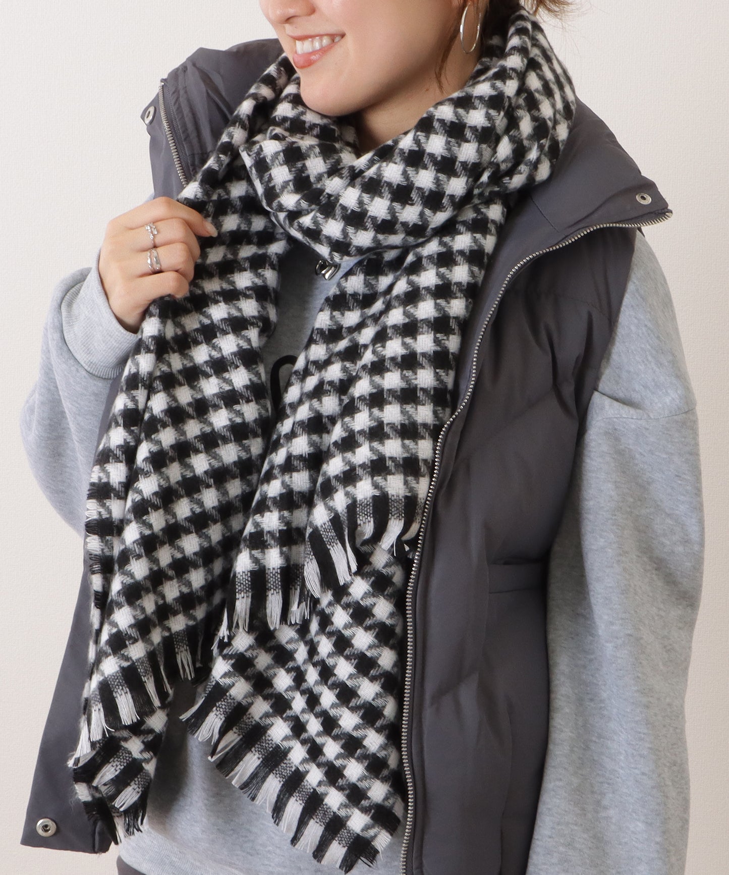 千鳥格子柄クラシカルフリンジマフラー