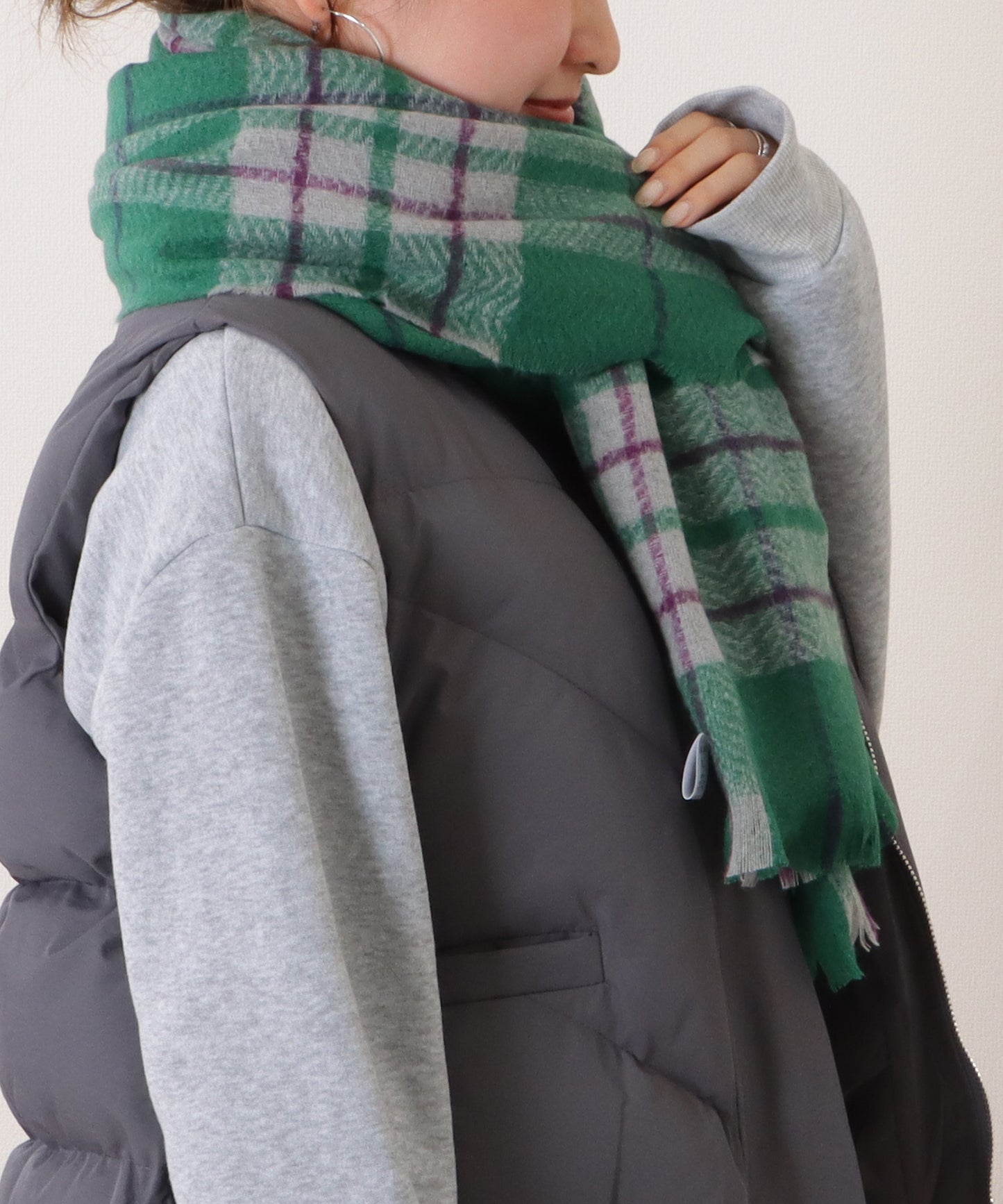 チェック柄カシミヤタッチフリンジマフラー
