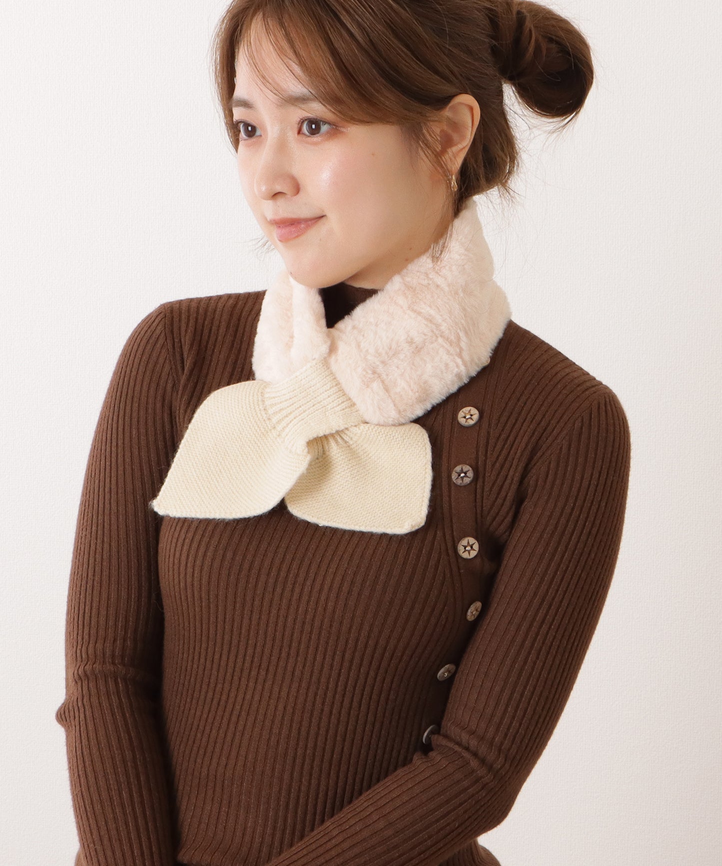 ニットドッキングリボン風ファーティペット