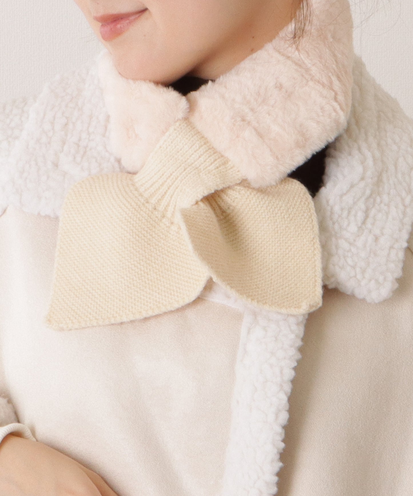 ニットドッキングリボン風ファーティペット