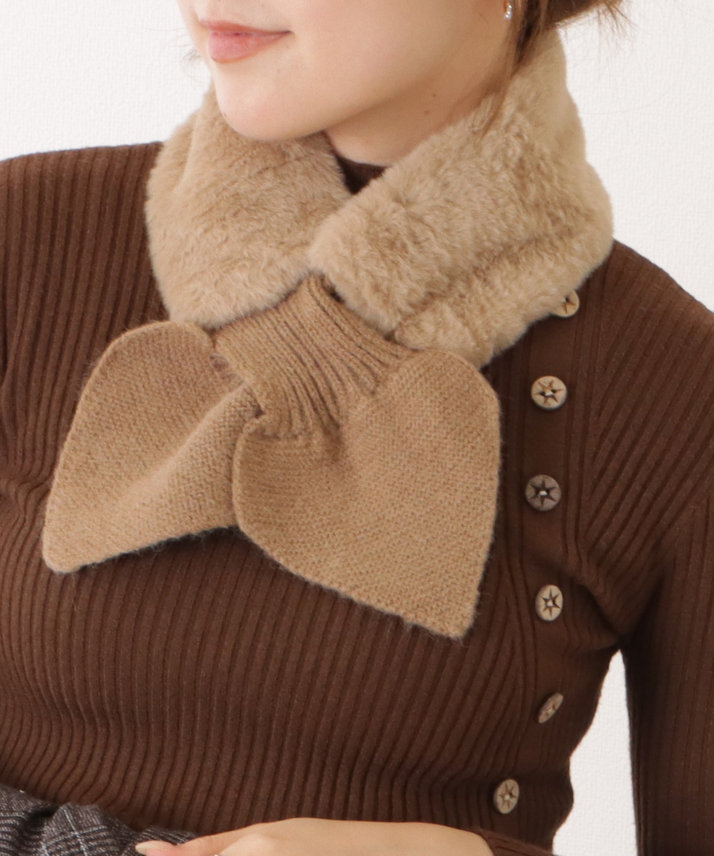 ニットドッキングリボン風ファーティペット