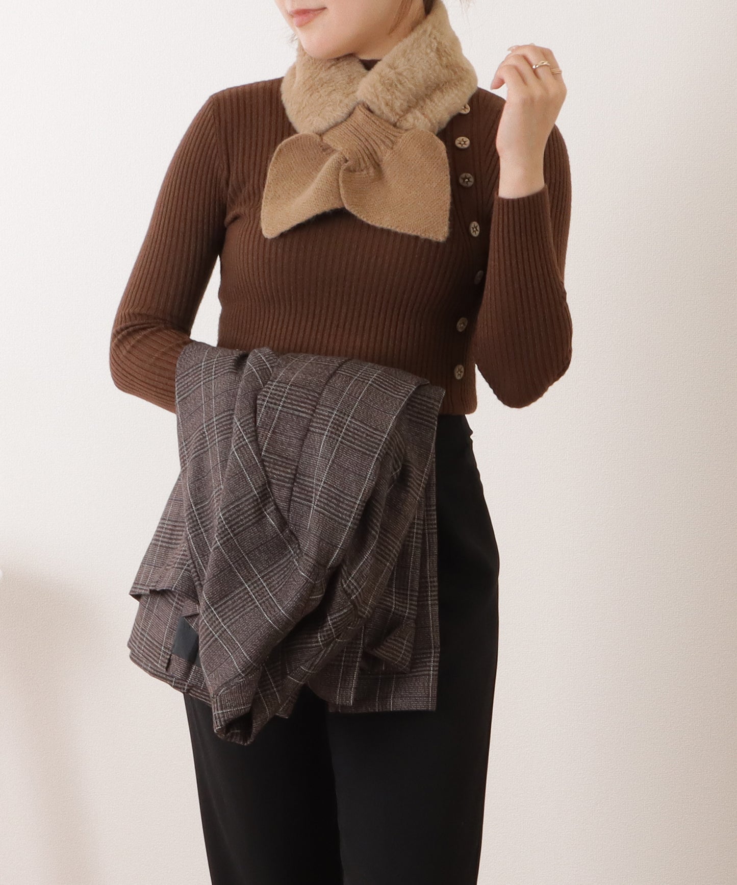 ニットドッキングリボン風ファーティペット