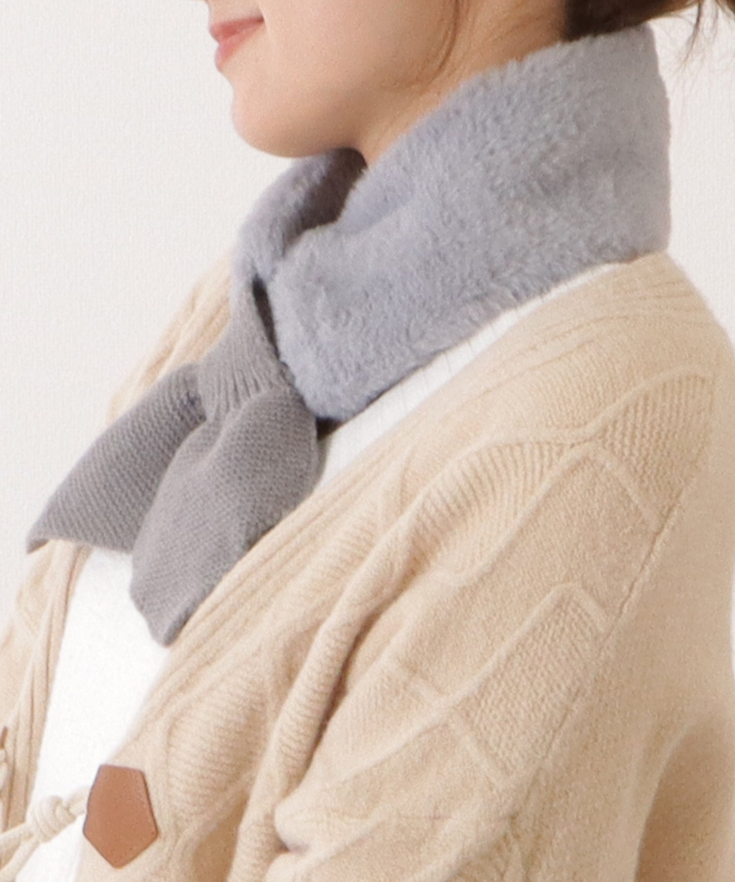 ニットドッキングリボン風ファーティペット