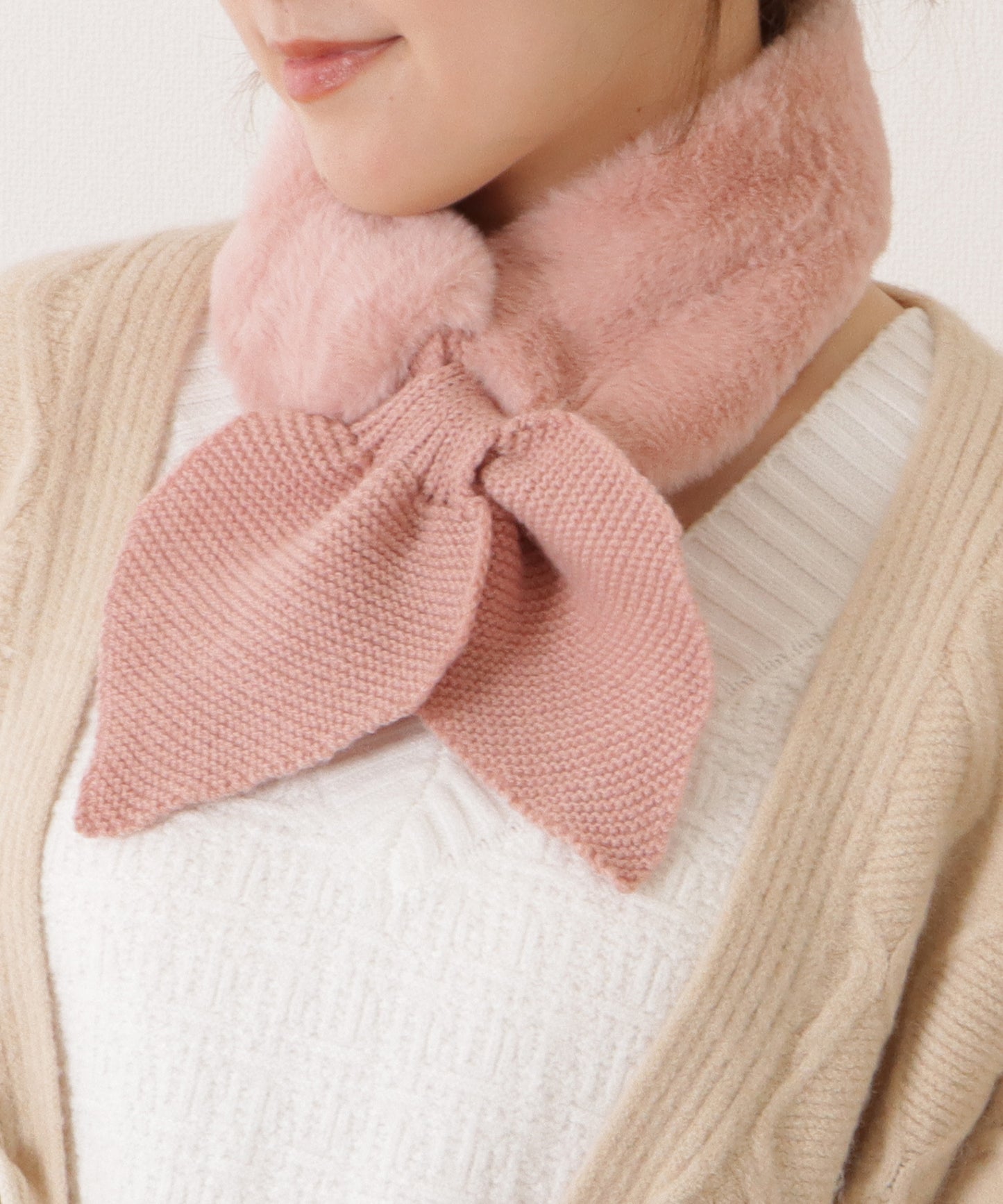 ニットドッキングリボン風ファーティペット