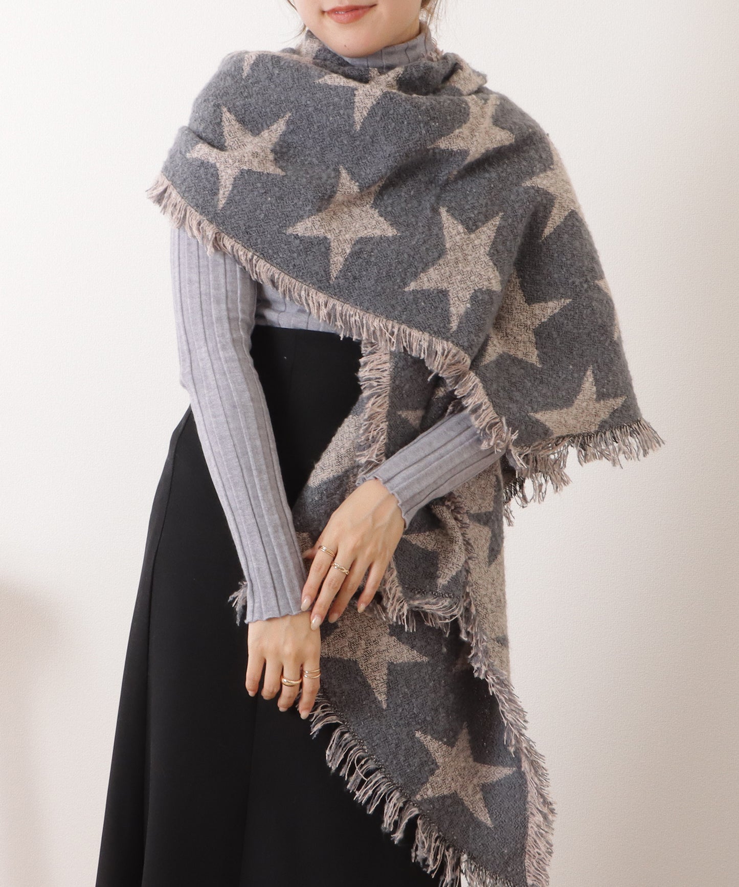 星柄ボリュームフリンジニットマフラー