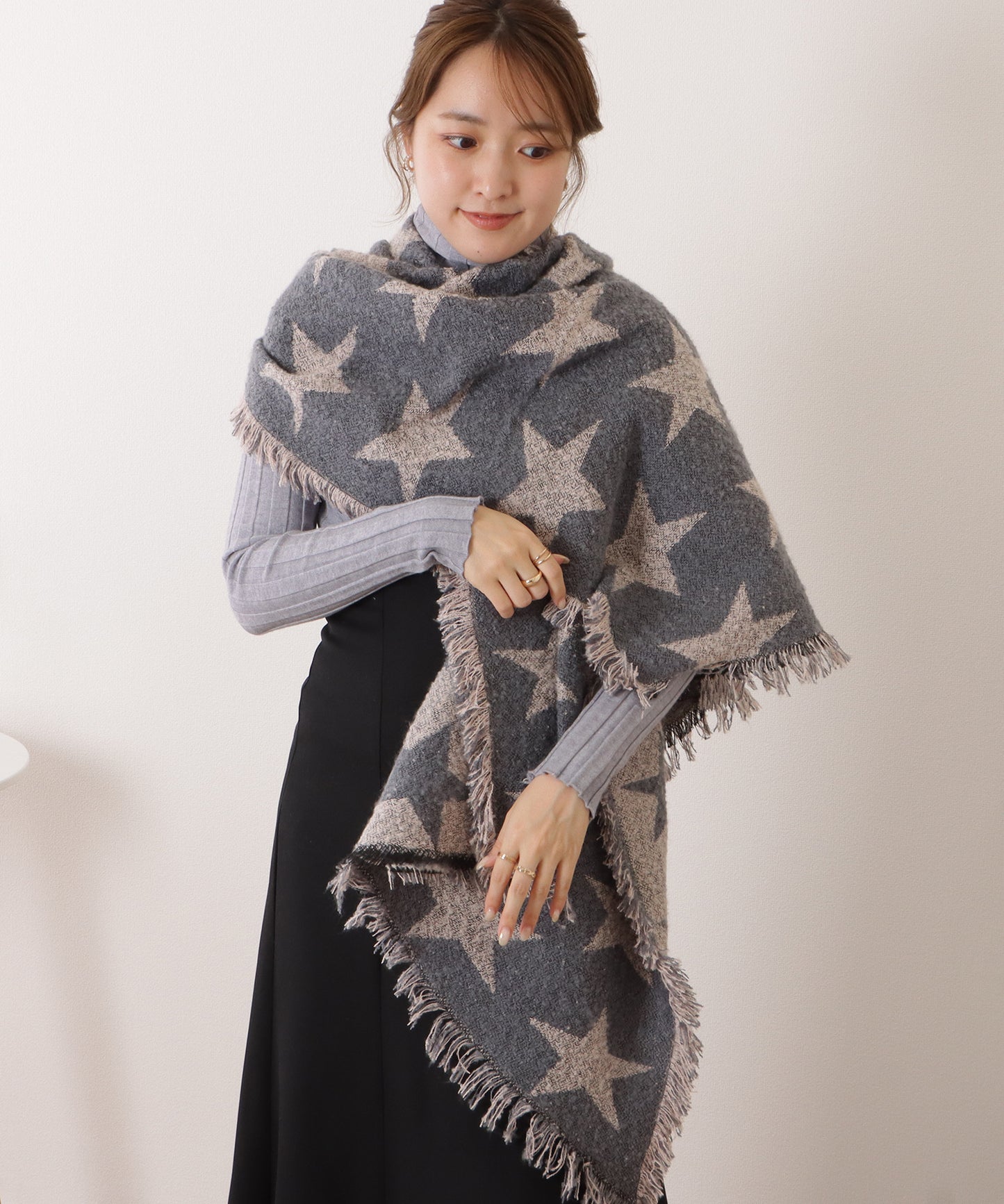 星柄ボリュームフリンジニットマフラー