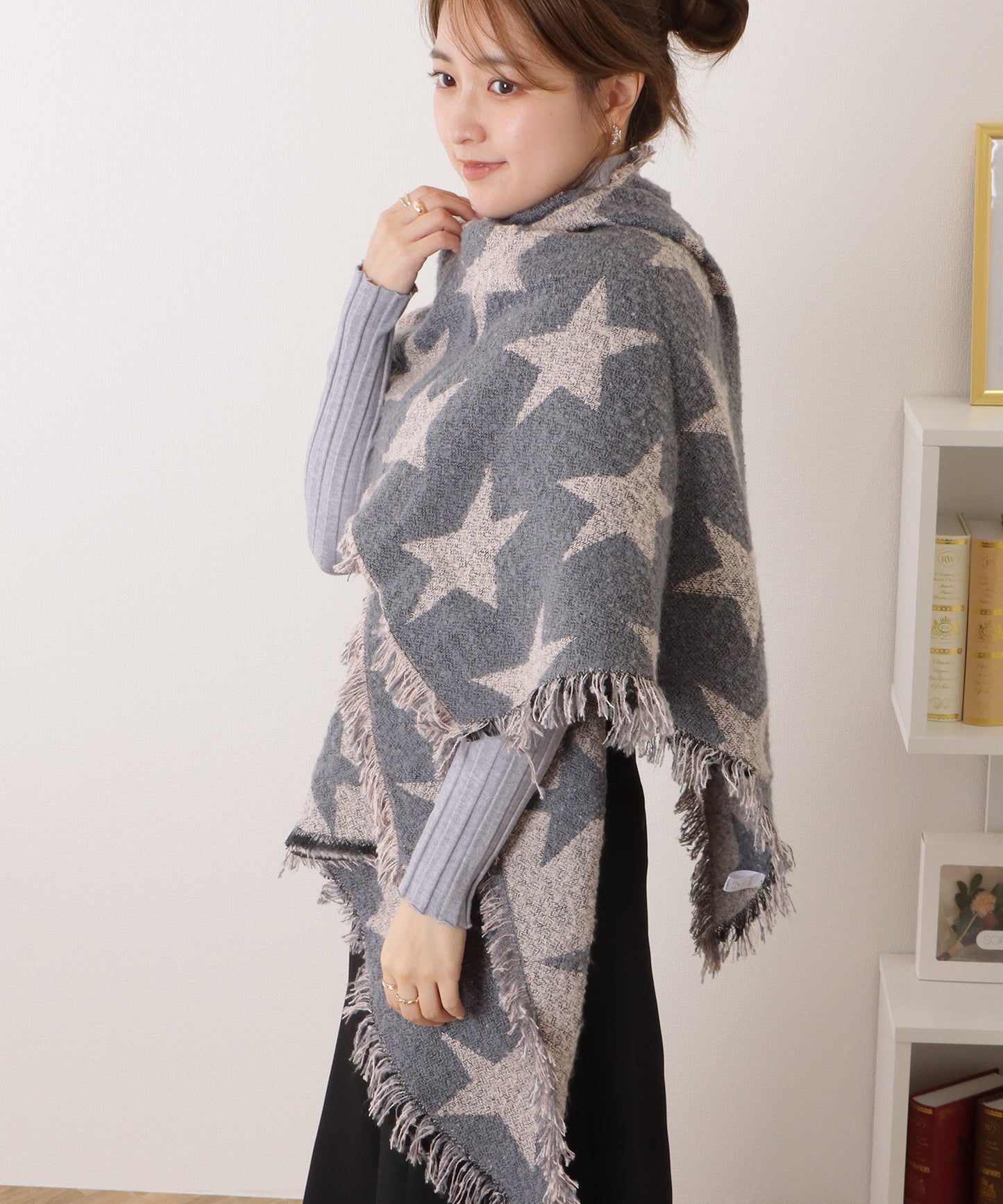 星柄ボリュームフリンジニットマフラー